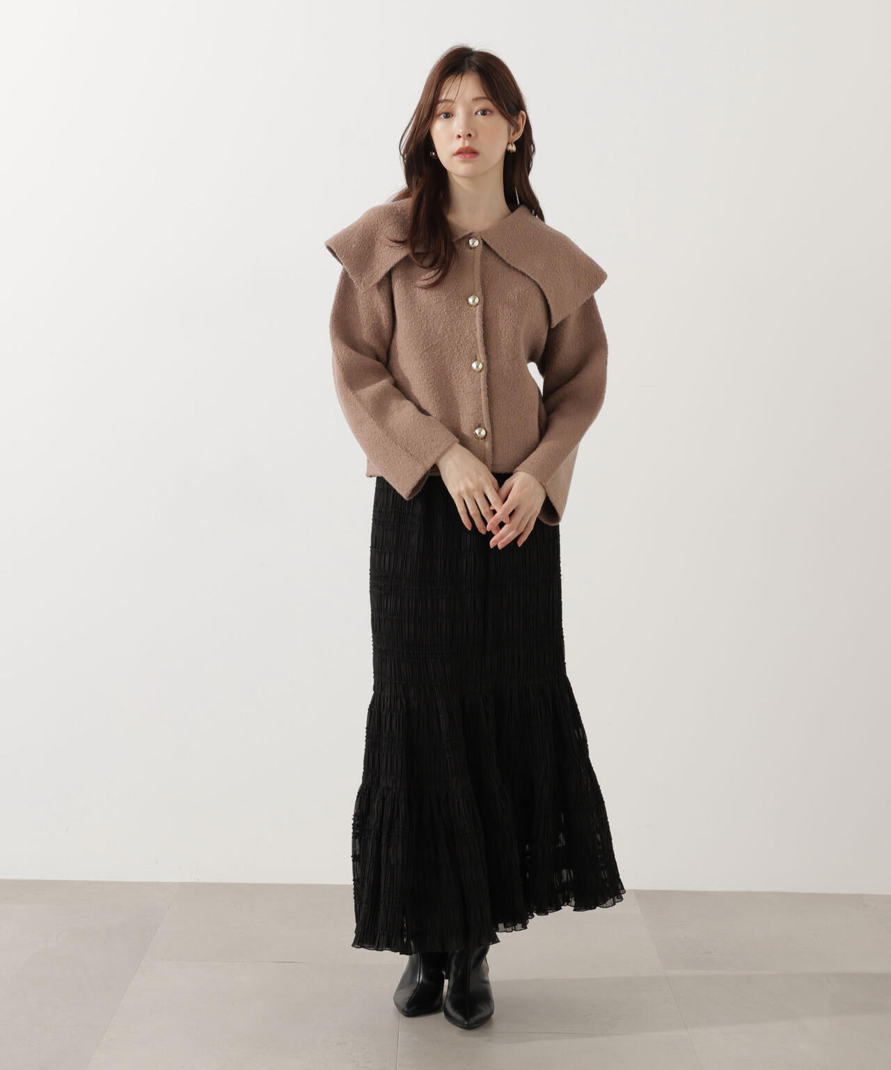 ビッグカラーカーディガン