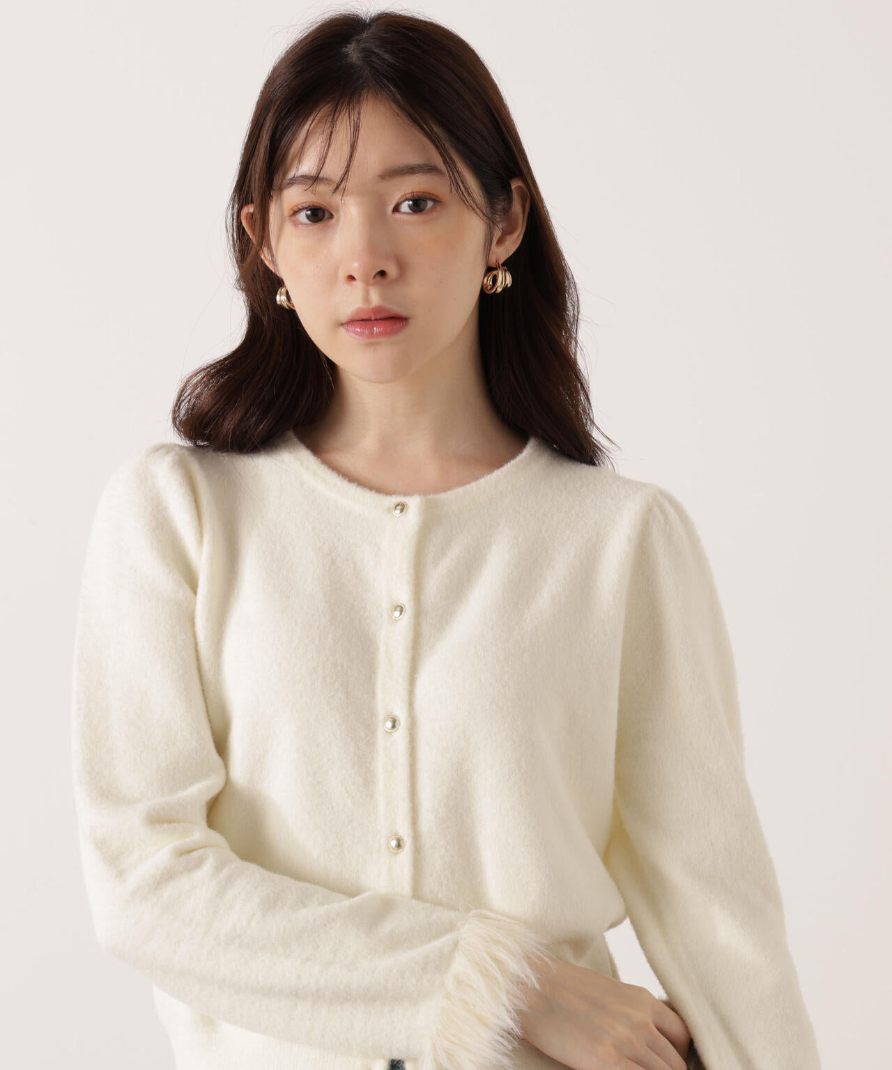 DECISION メディアガールズ 部分フェザースリーブニットカーディガン | PROPORTION BODY