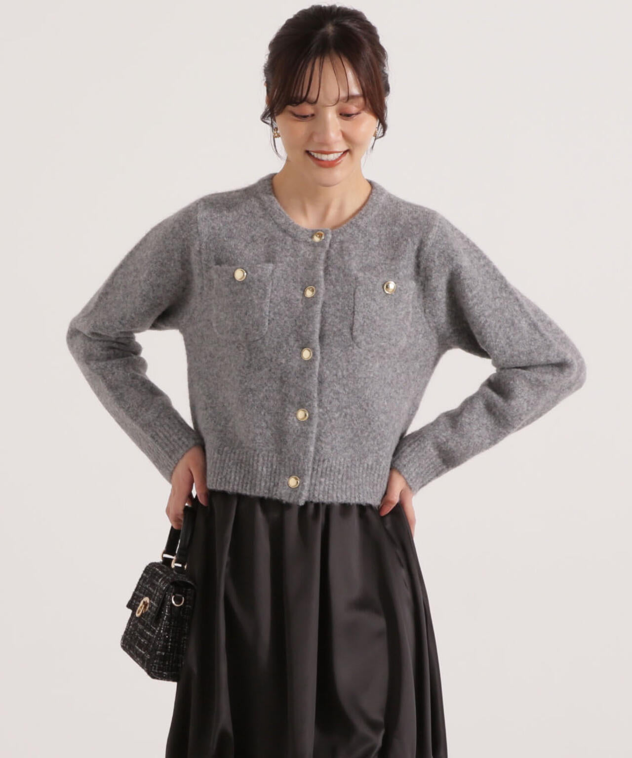 加藤栞さん着用】釦POINTウール混カーディガン | PROPORTION BODY