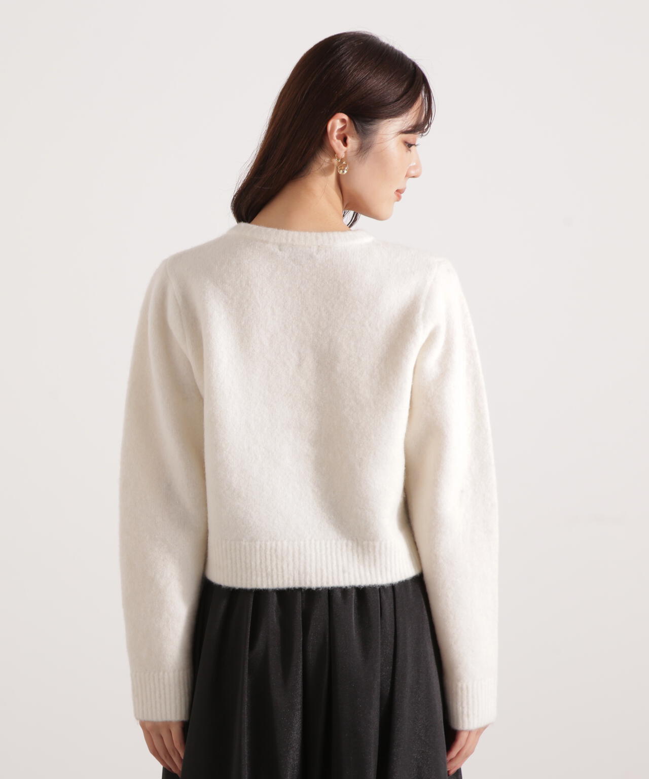 【加藤栞さん着用】釦POINTウール混カーディガン