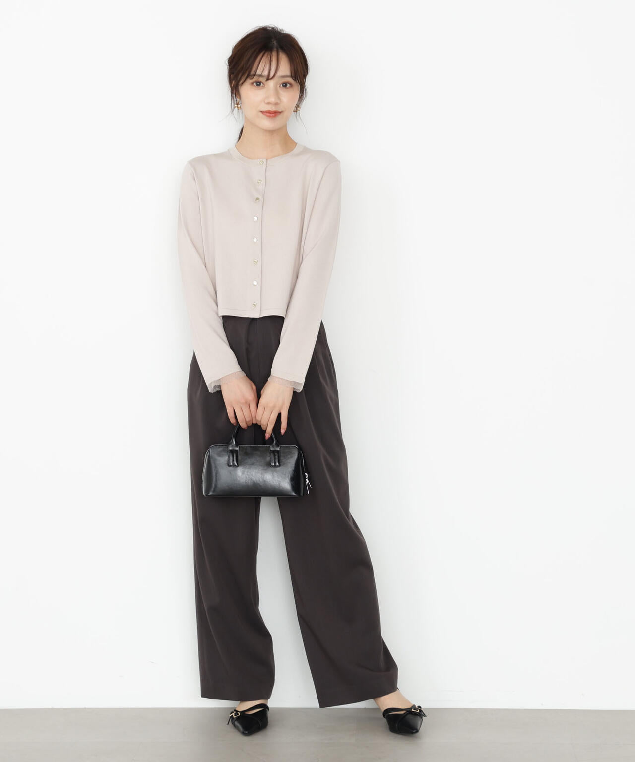 ＜ハンドウォッシャブル＞ゴールド釦カーディガン