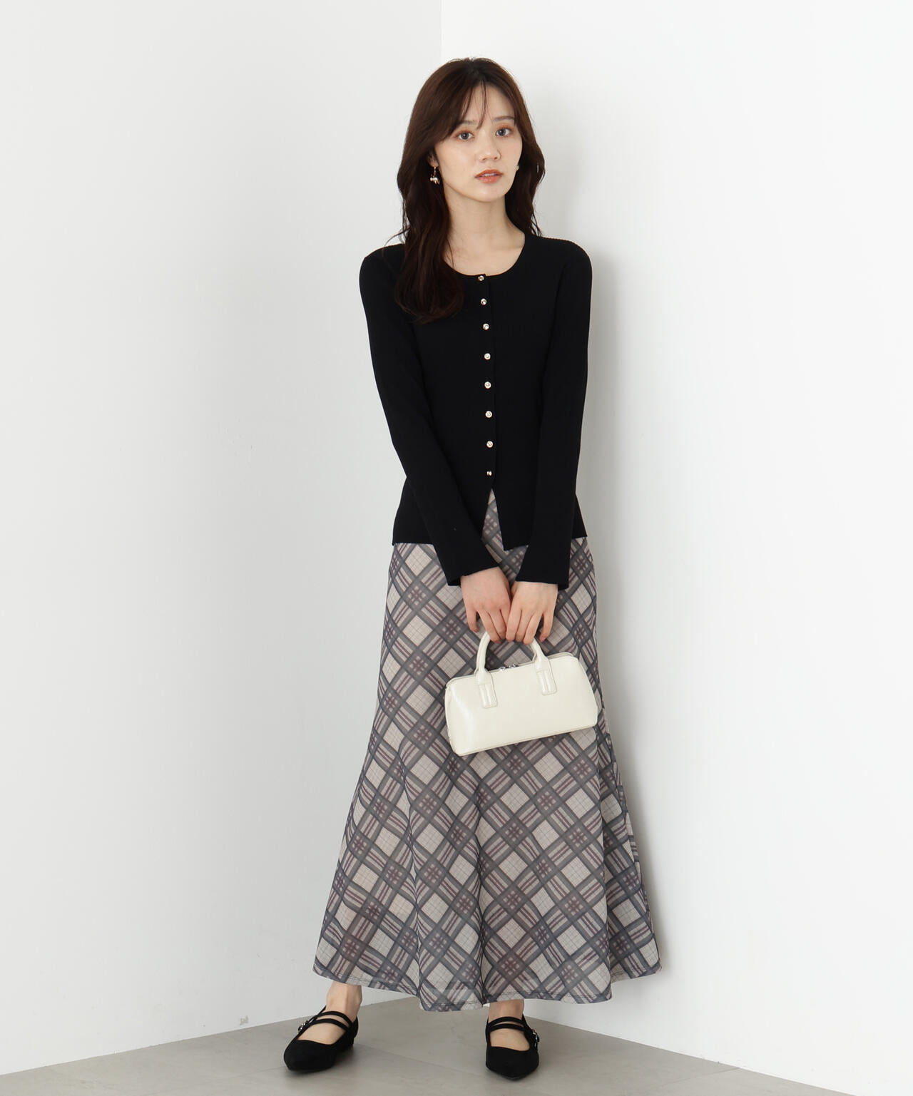 フロント釦カーディガン