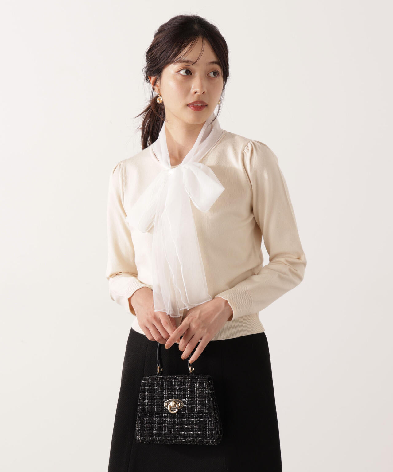 青島心さん着用】《EDIT COLOGNE》ボウタイ付きニット | PROPORTION