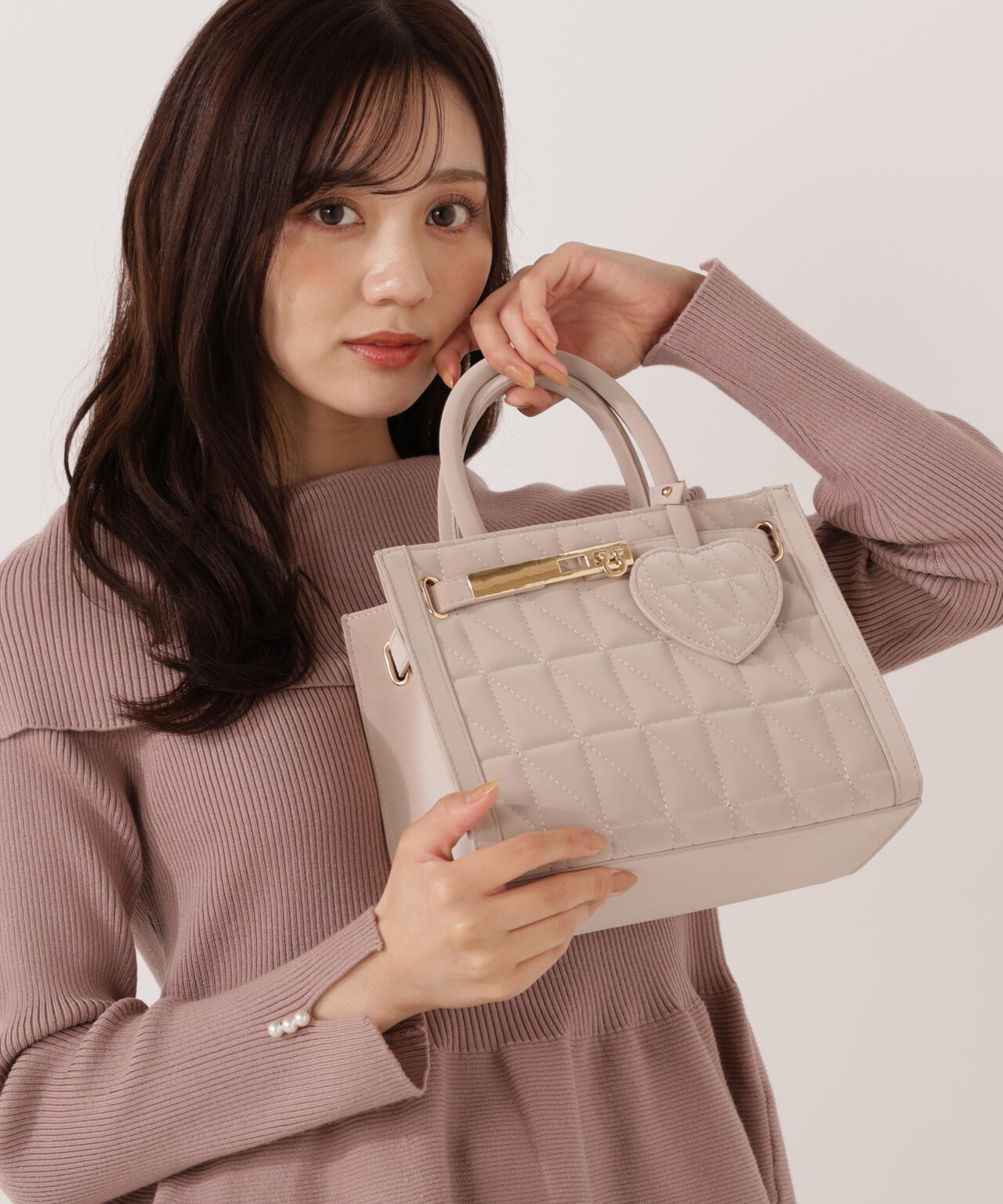 ハートチャーム付きキルティングトートバッグ | PROPORTION BODY