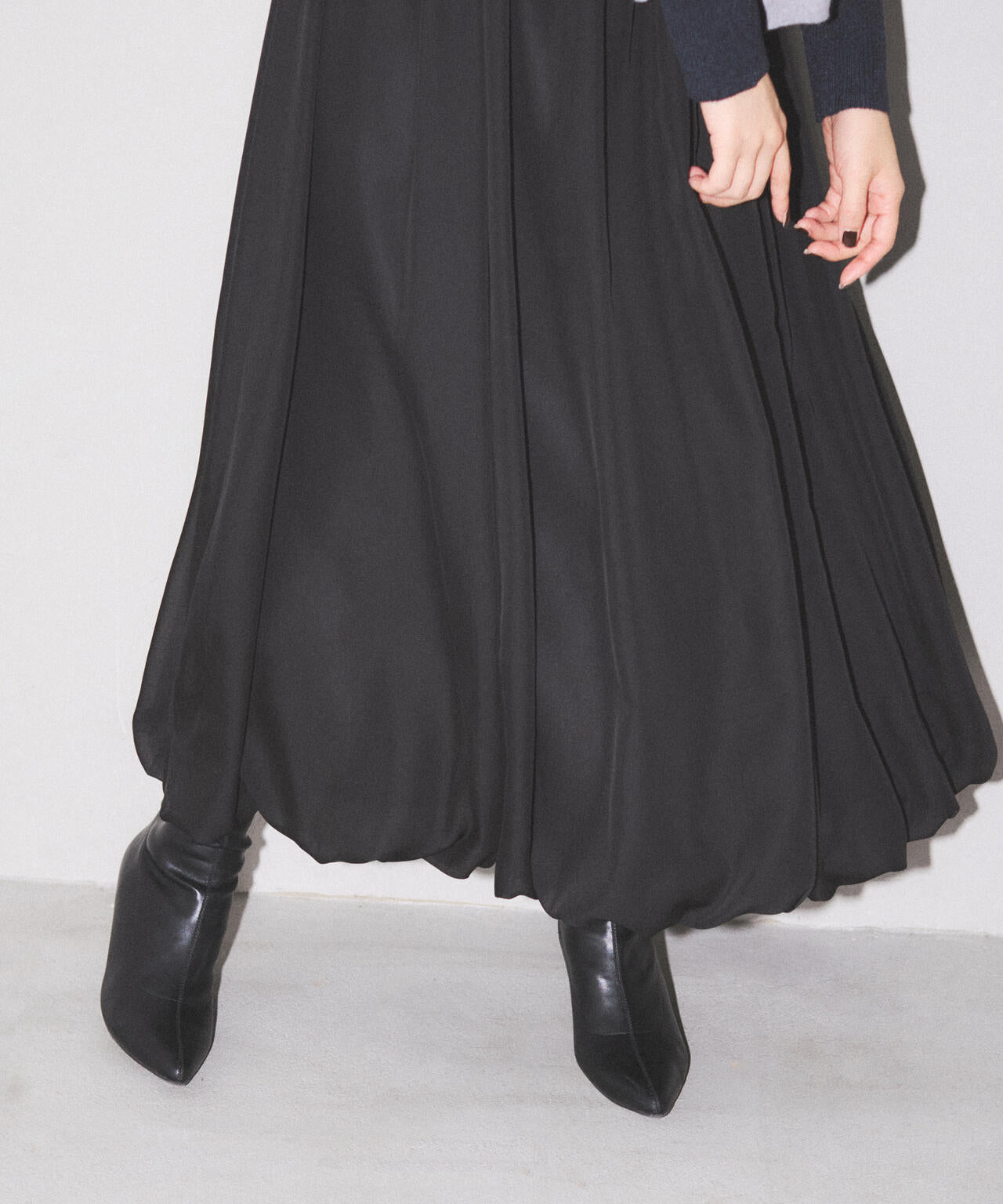 ポインテッドフレアヒールブーツ