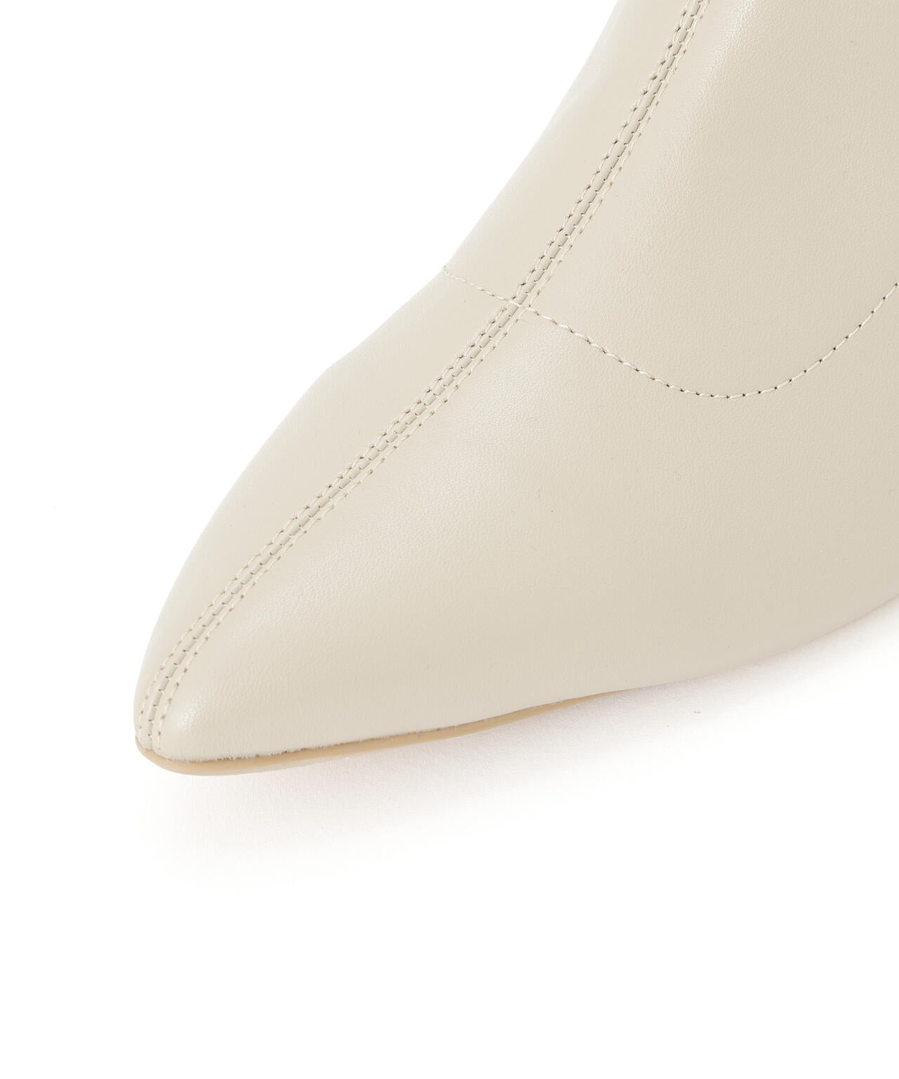 ポインテッドフレアヒールブーツ