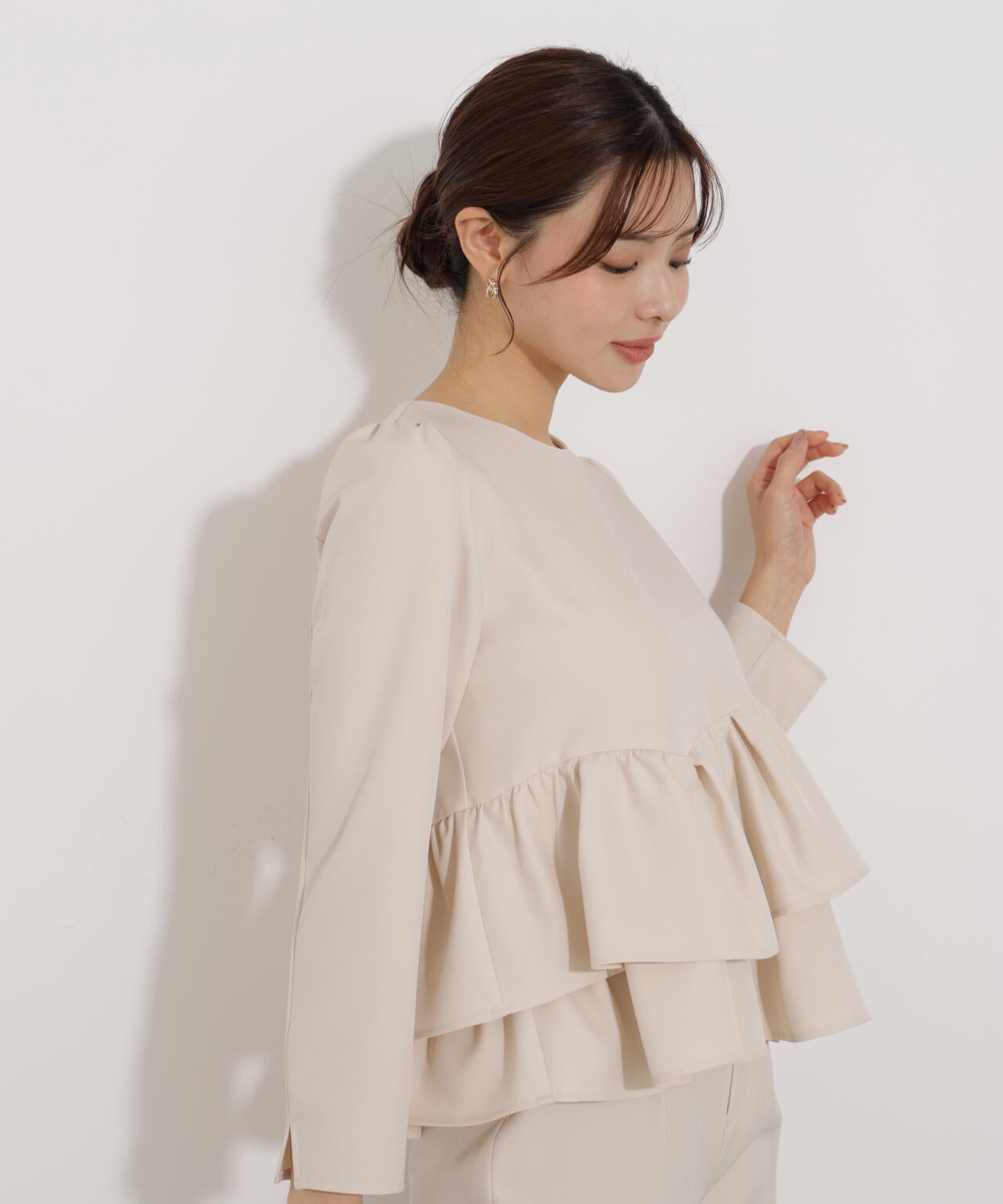 ランダムヘムペプラムブラウス