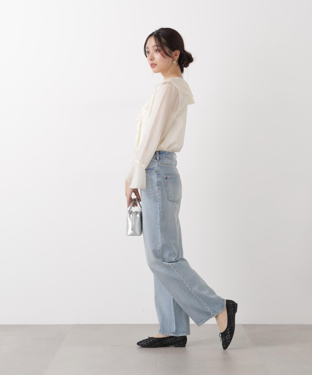 シアー楊柳ラッフルブラウス