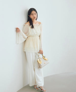model：165cm B:82 W:59 H:86 S:25cm 着用サイズ：M
