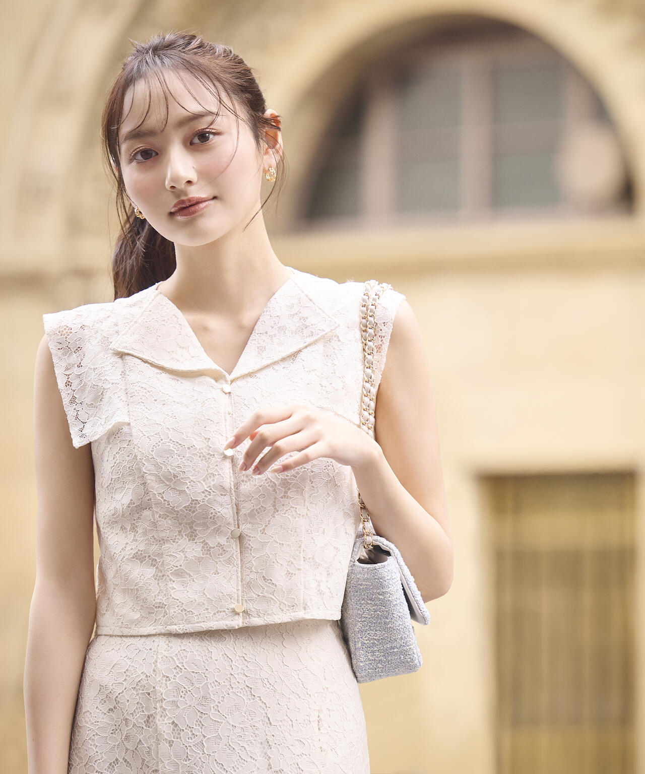 加藤栞さん着用】衿付きレースブラウス | PROPORTION BODY DRESSING 加藤栞さん着用】衿付きレースブラウス | PROPORTION BODY DRESSING