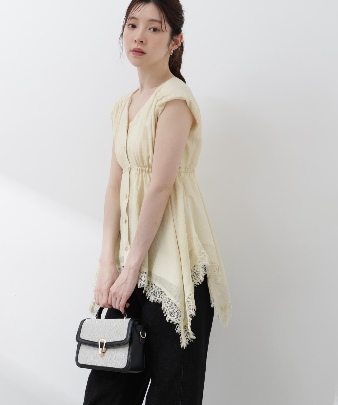 167cm 着用サイズ：FR