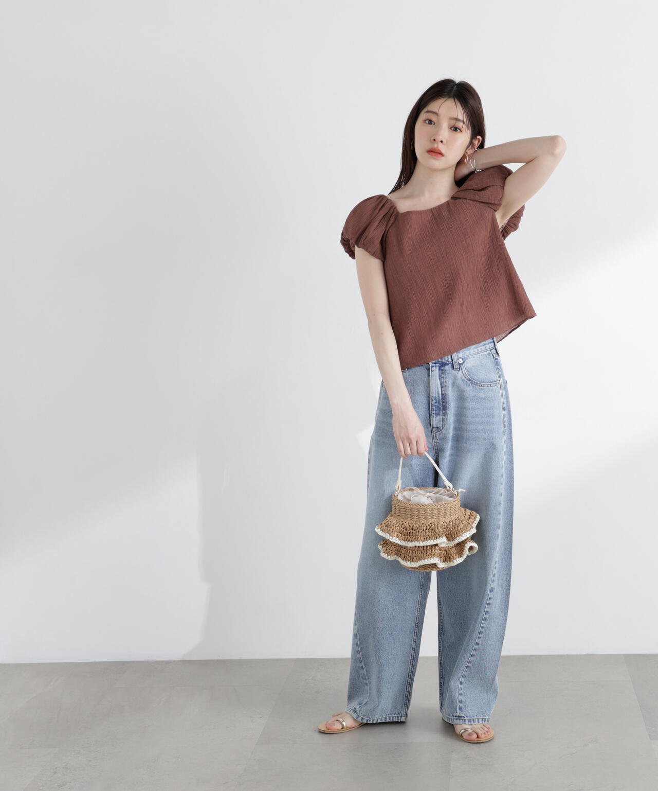 中川紅葉さん着用＞バルーンスリーブブラウス | PROPORTION BODY