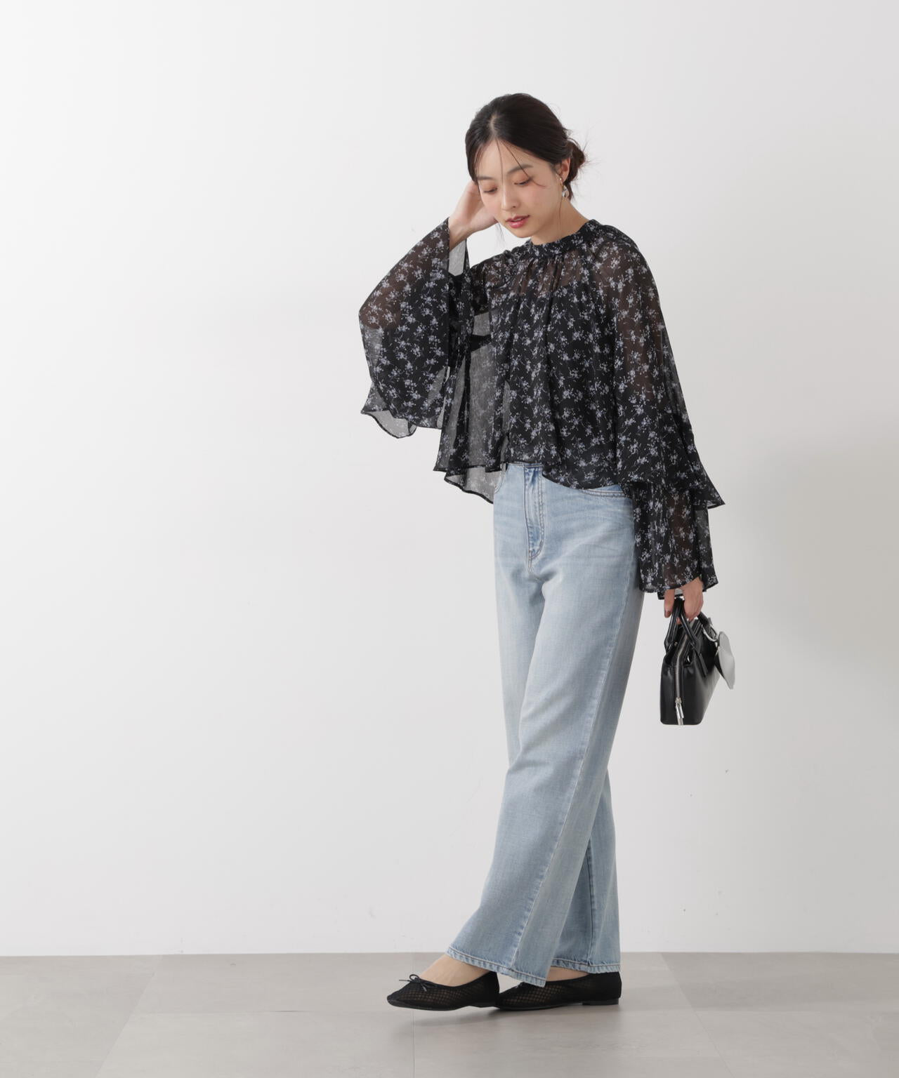 ＜ウォッシャブル＞〈a/mie〉ジョーゼットボリュームブラウス