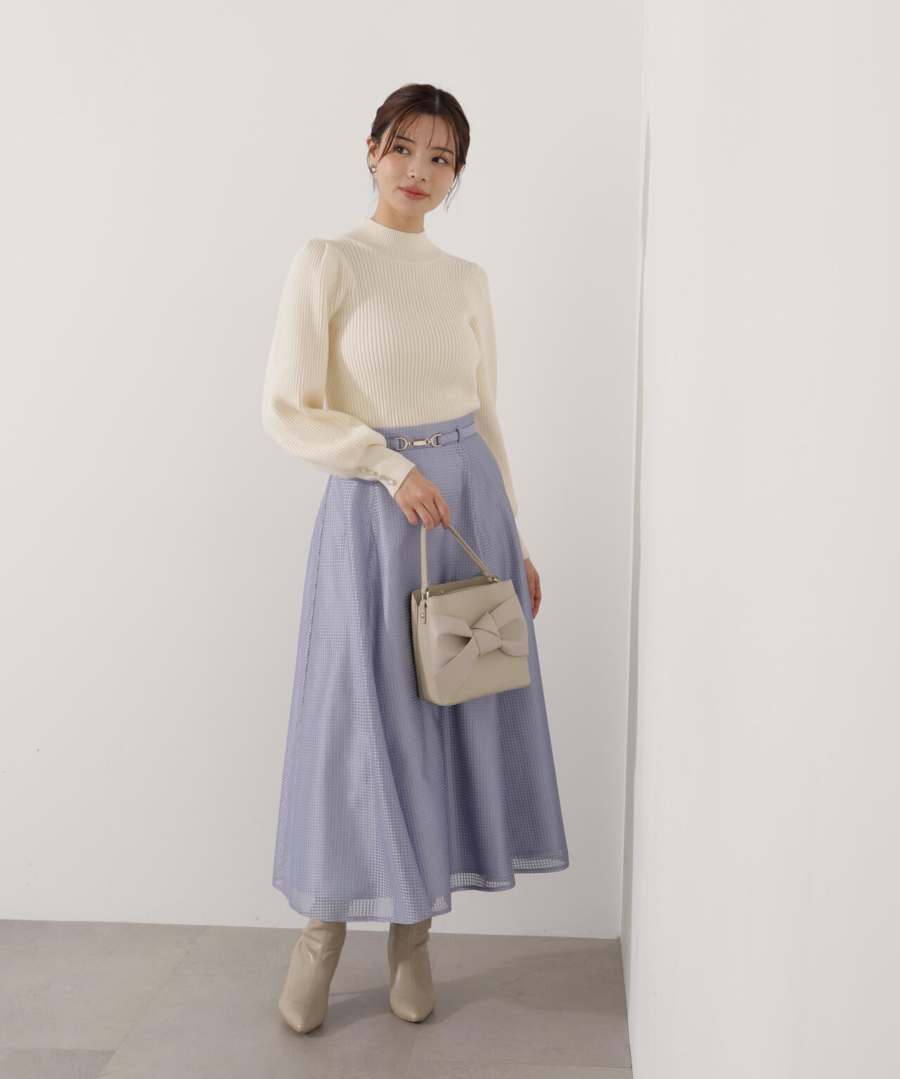 ビット付きシアーメッシュスカート