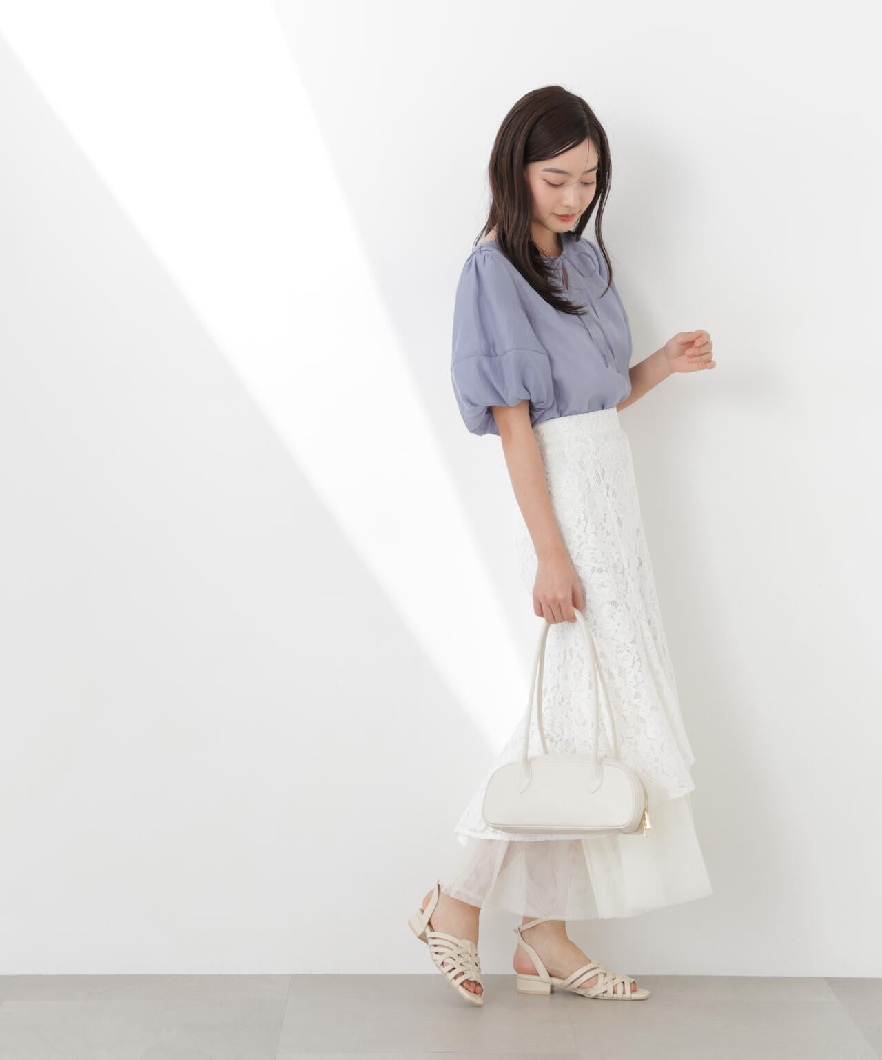 165cm B:82 W:59 H:86 S:25cm 着用サイズ：M