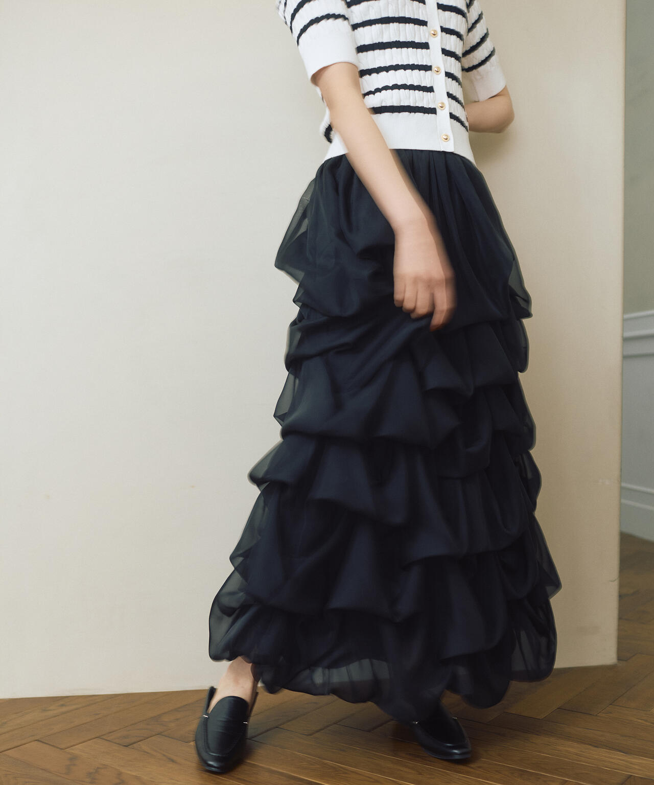 model：166cm B:78 W:56 H:83 S:24.5cm 着用サイズ：M