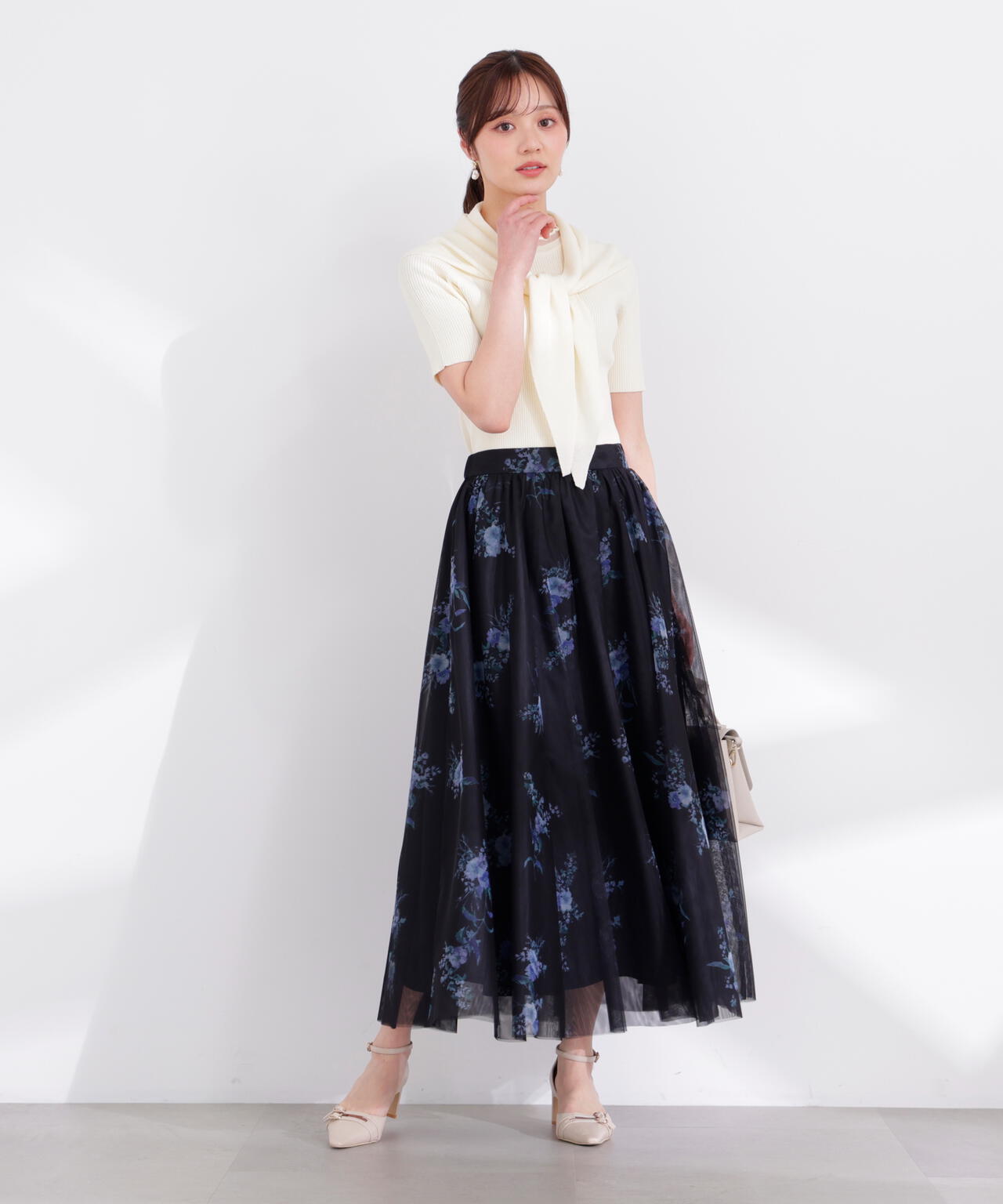 加藤栞さん着用＞花柄チュールスカート | PROPORTION BODY DRESSING