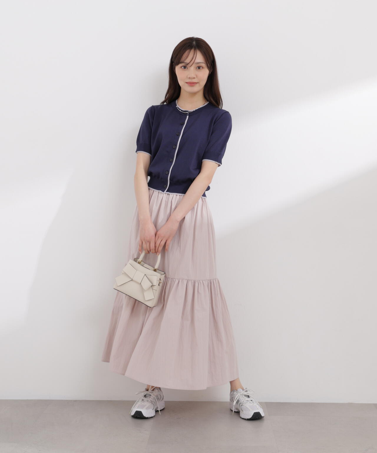 加藤栞さん着用＞タフタギャザースカート | PROPORTION BODY DRESSING