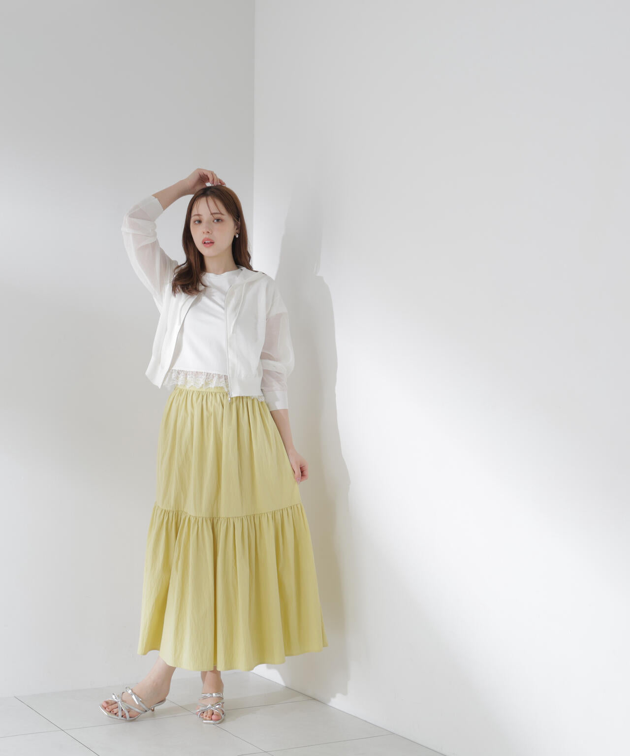 【6/5～6/7 オンライン限定2buy10%OFF対象】＜加藤栞さん着用＞タフタギャザースカート