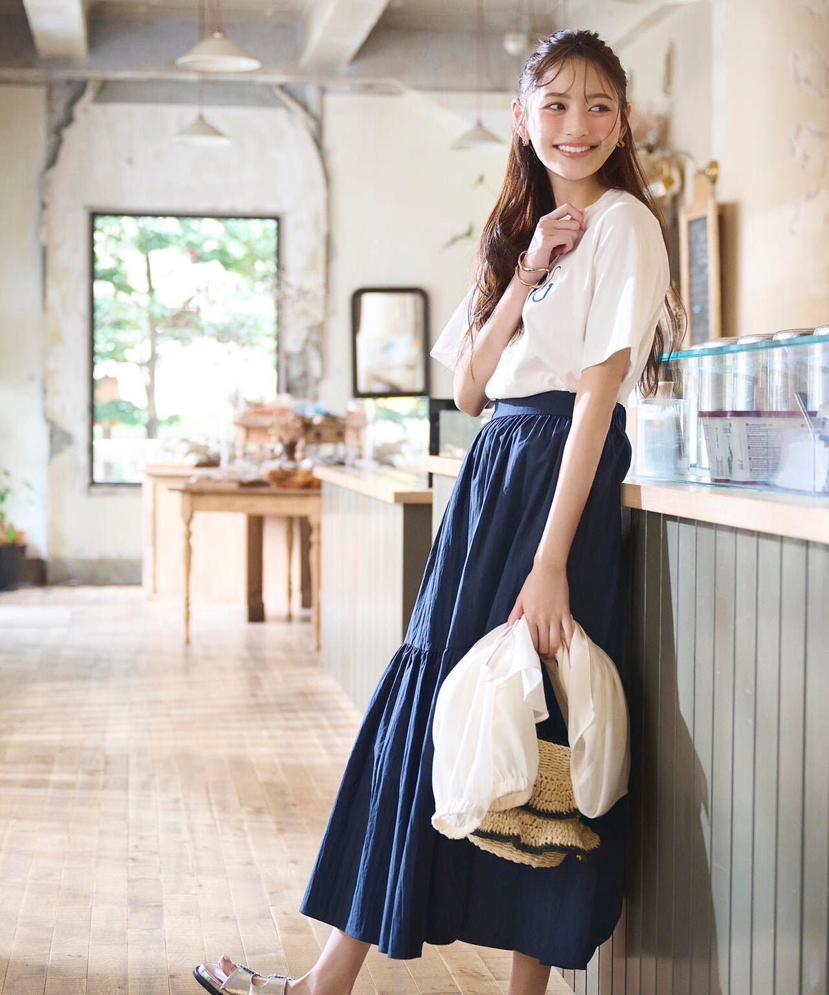 加藤栞さん着用＞タフタギャザースカート | PROPORTION BODY DRESSING 
