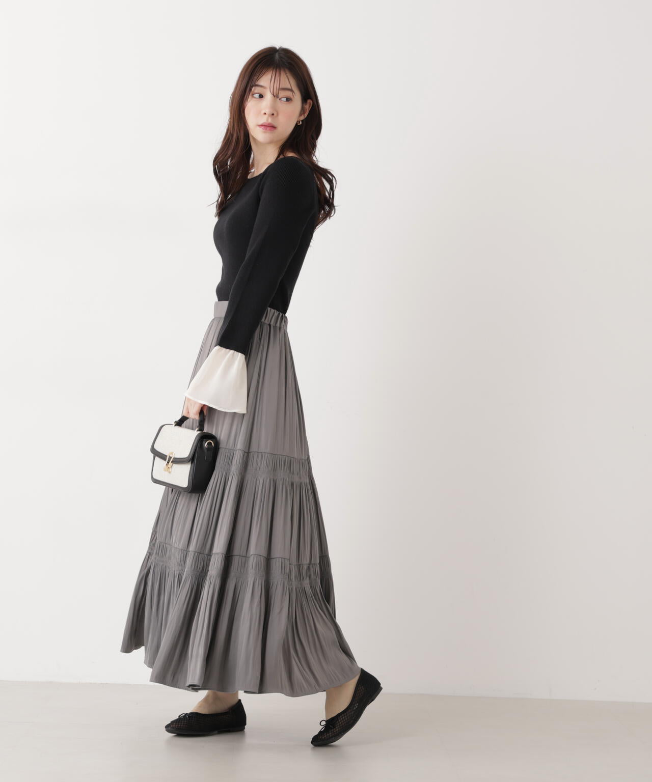 《EDIT COLOGNE》ランダムギャザースカート