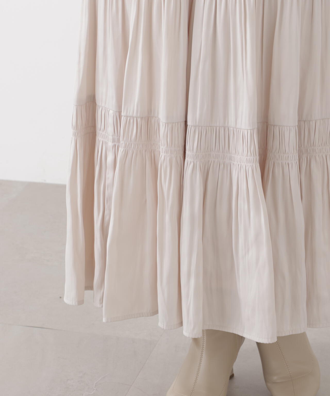 《EDIT COLOGNE》ランダムギャザースカート
