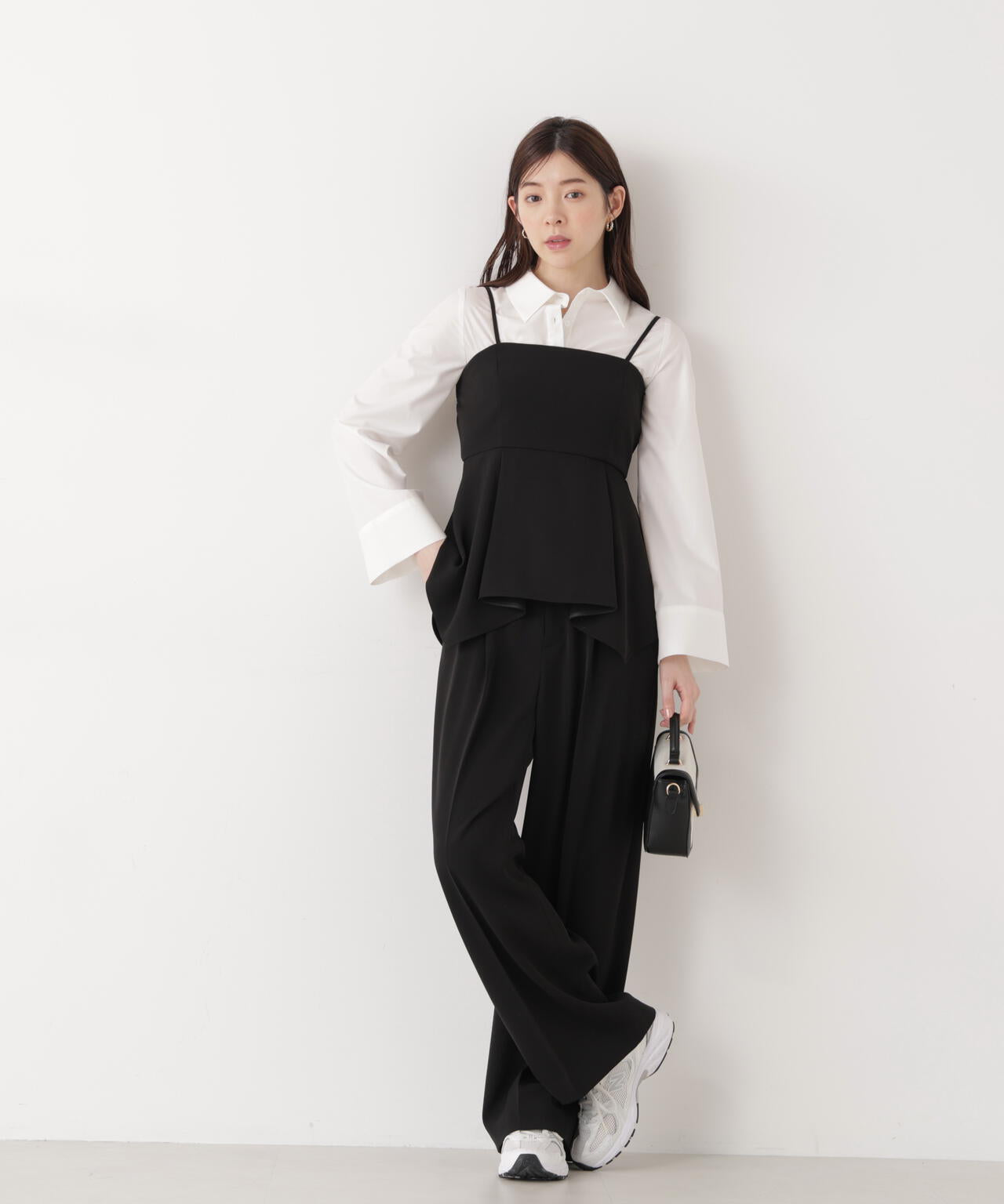 ベルト付きワイドパンツ