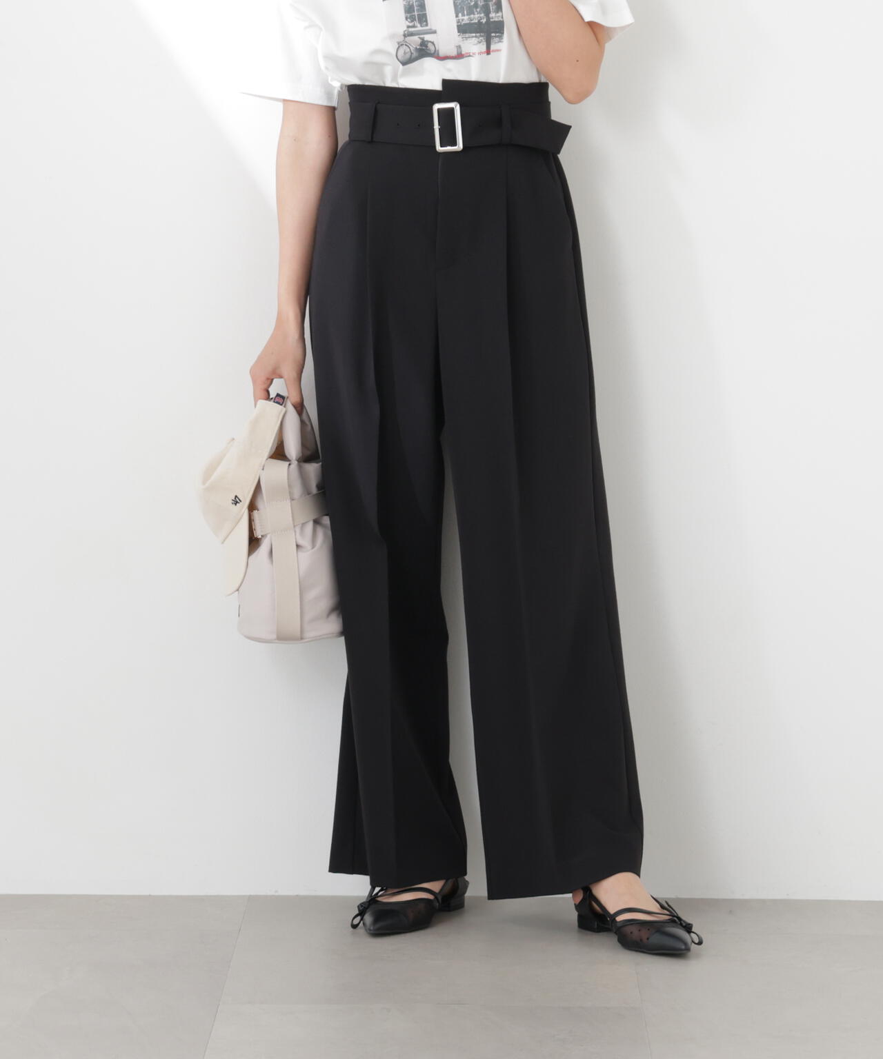 model：166cm B:78 W:56 H:83 S:24.5cm 着用サイズ：M