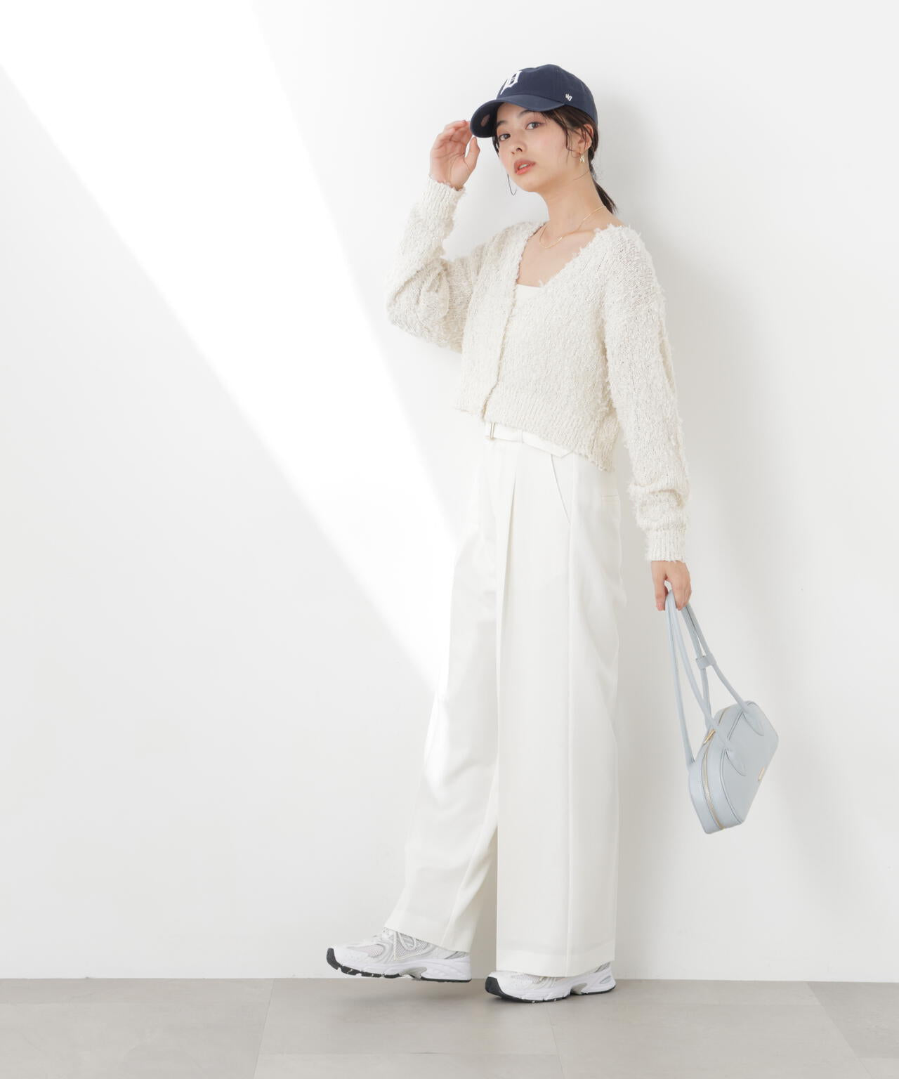 model：165cm B:82 W:59 H:86 S:25cm 着用サイズ：M