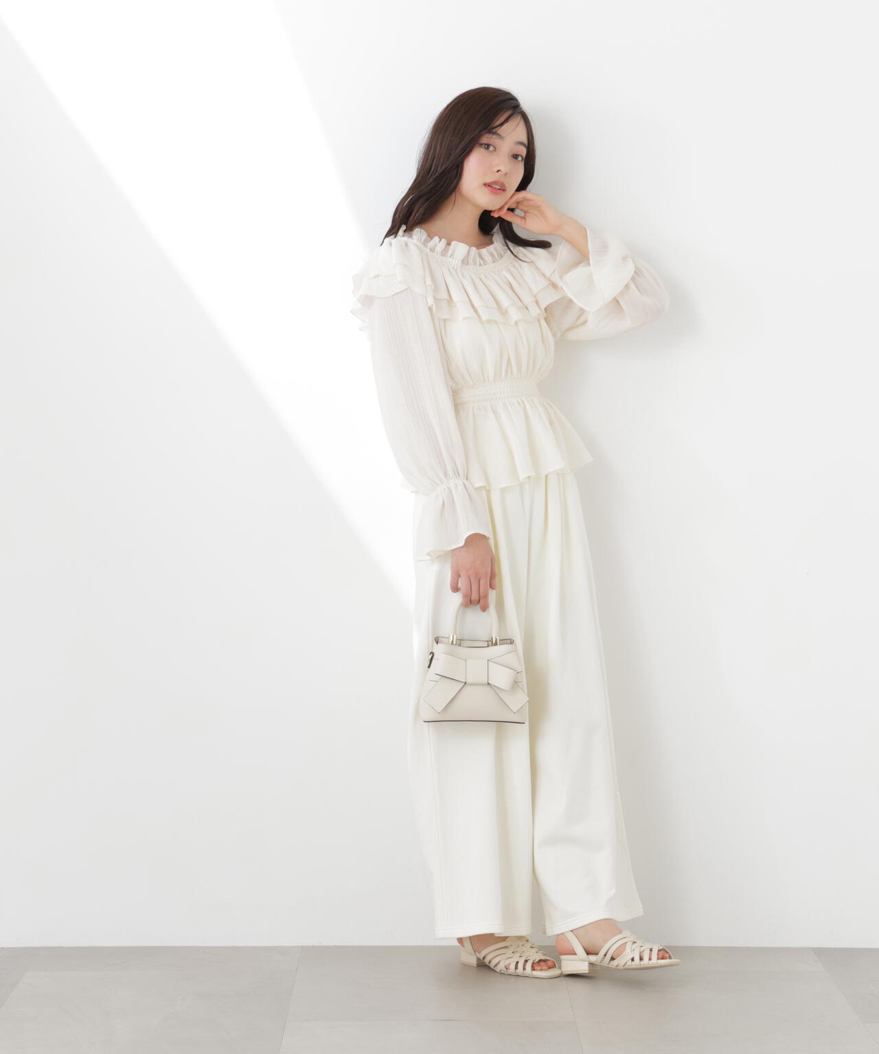 《EDIT COLOGNE》スウェットタックパンツ【WEB・一部店舗限定】