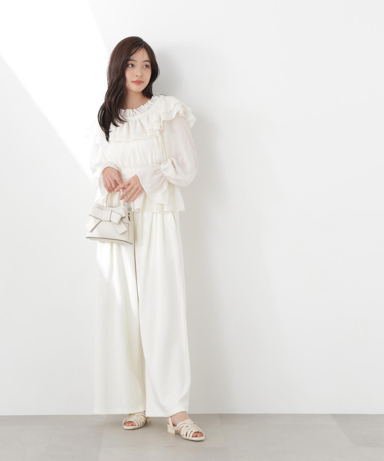 《EDIT COLOGNE》スウェットタックパンツ【WEB・一部店舗限定】