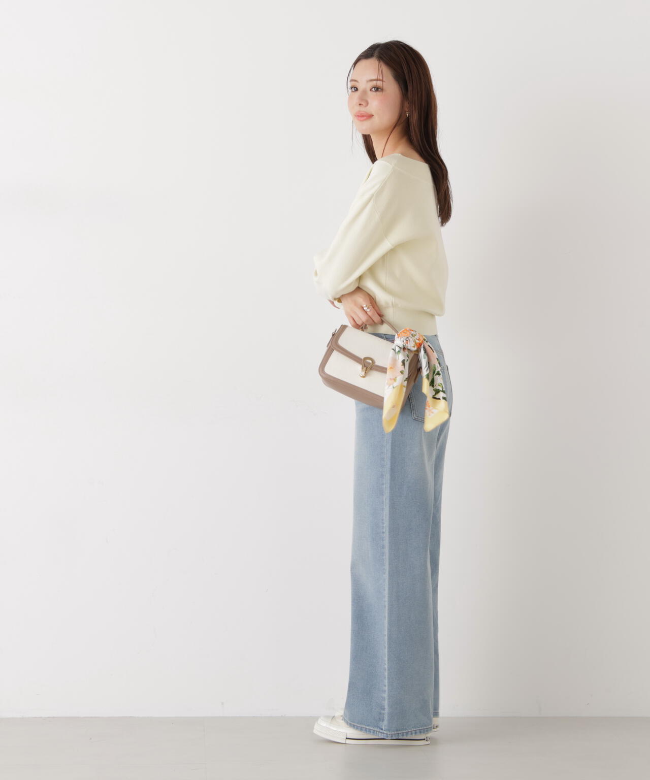 〈a/mie〉ワイドデニムパンツ