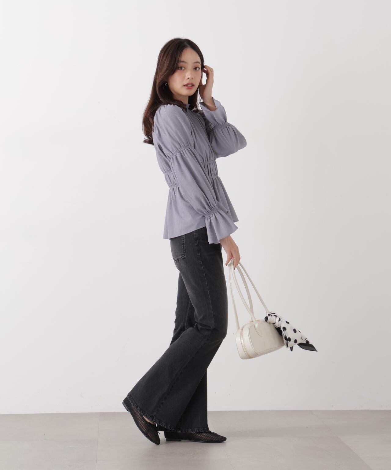 a/mie〉フレアデニムパンツ | PROPORTION BODY DRESSING