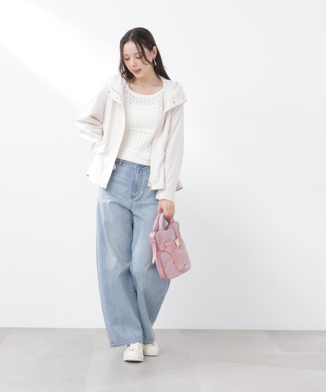 6/5～6/7 オンライン限定2buy10%OFF対象】〈a/mie〉カーブデニムパンツ