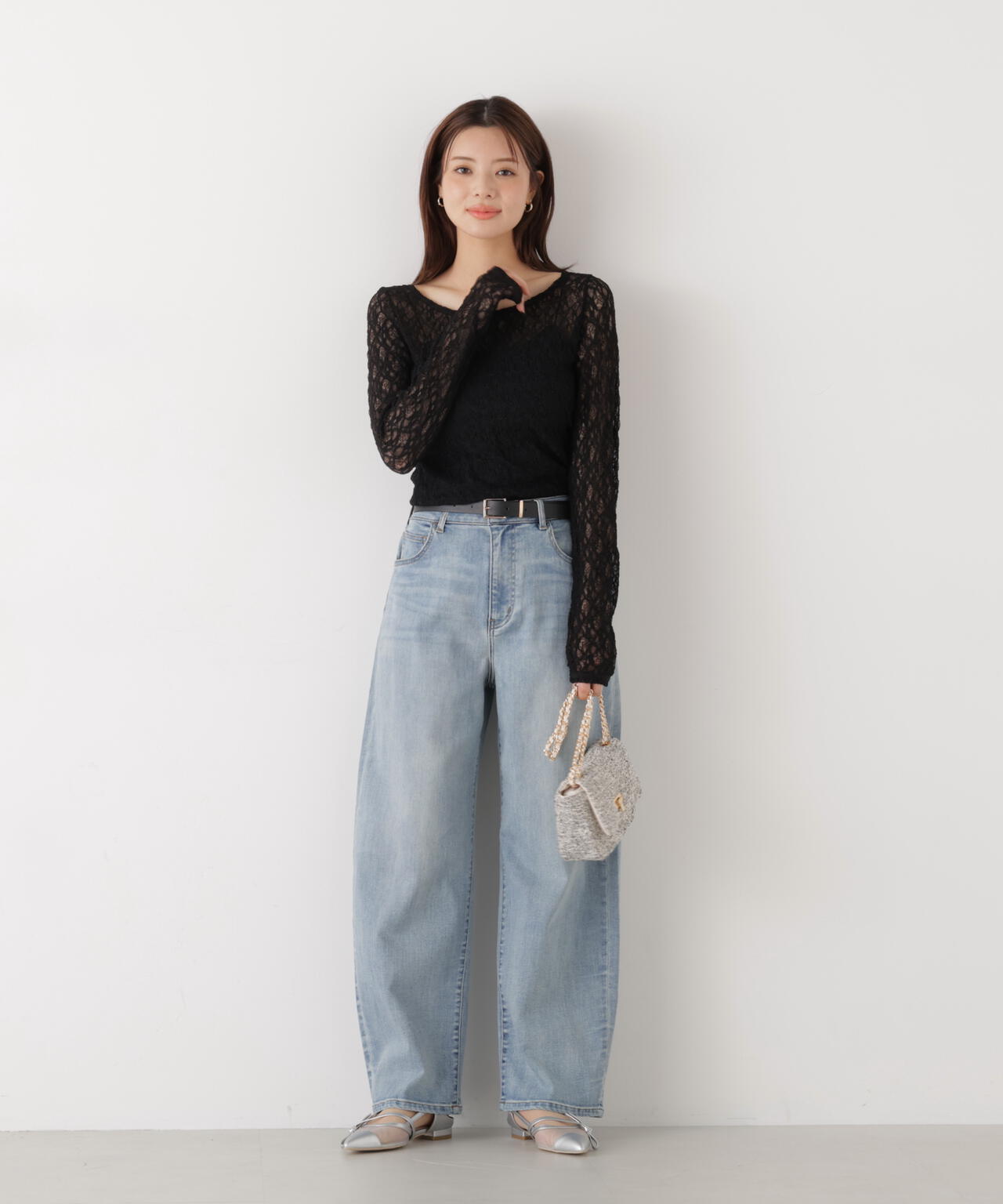6/5～6/7 オンライン限定2buy10%OFF対象】〈a/mie〉カーブデニムパンツ