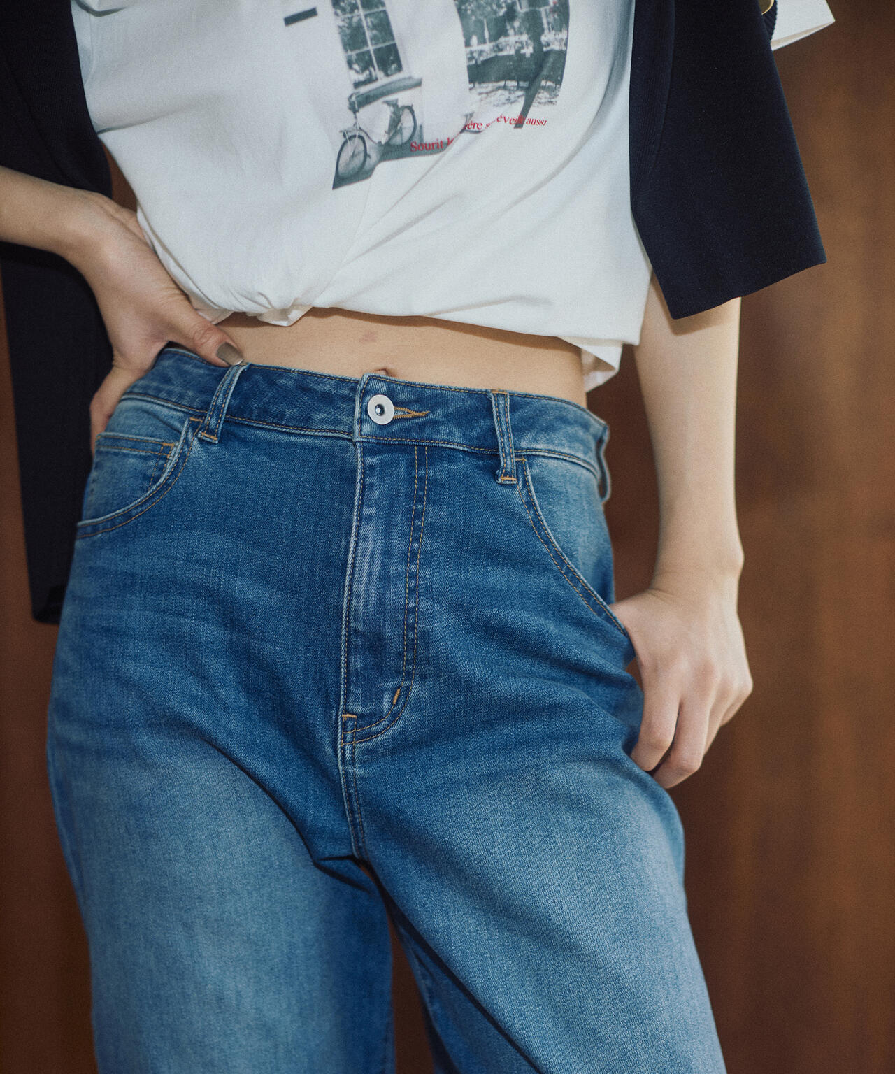 〈a/mie〉カーブデニムパンツ