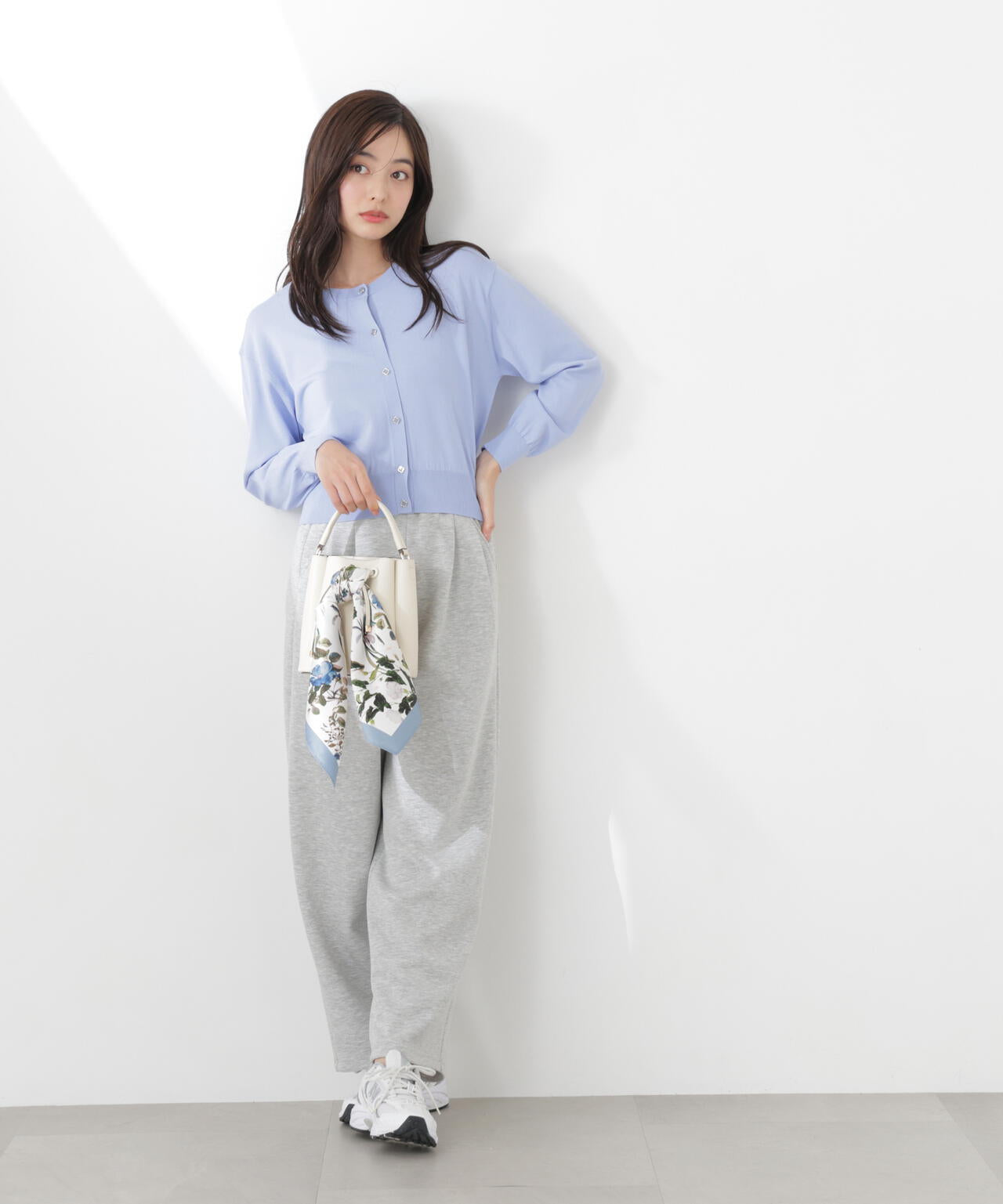 〈a/mie〉カットイージータックパンツ