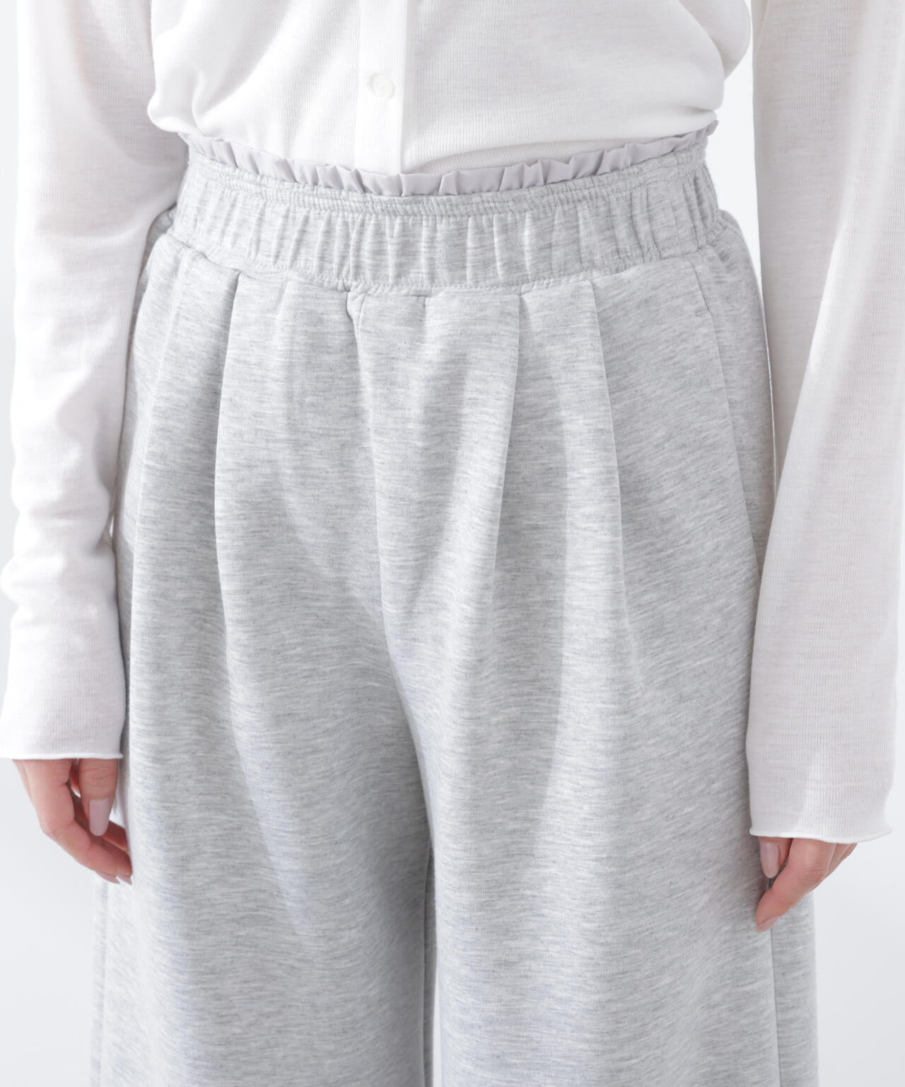 〈a/mie〉カットイージーワイドパンツ