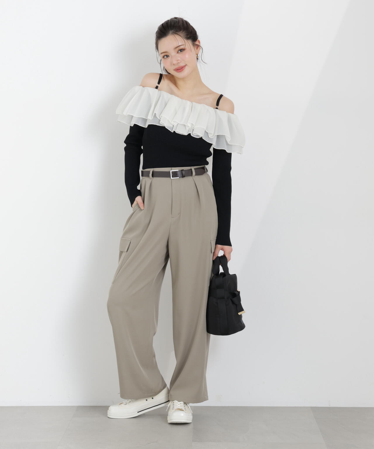 〈a/mie〉カーゴパンツ