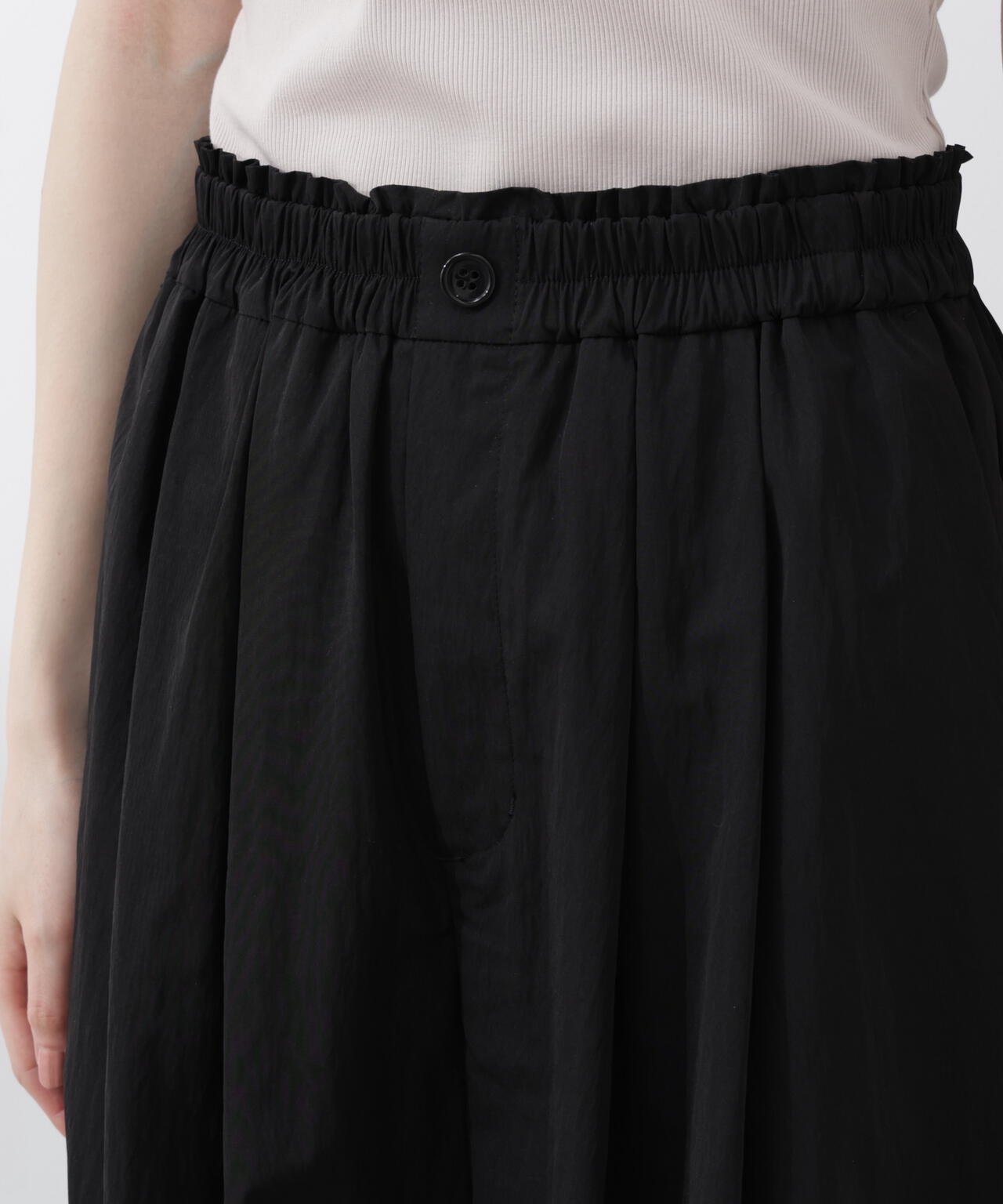 a/mie〉ナイロンタックパンツ | PROPORTION BODY DRESSING