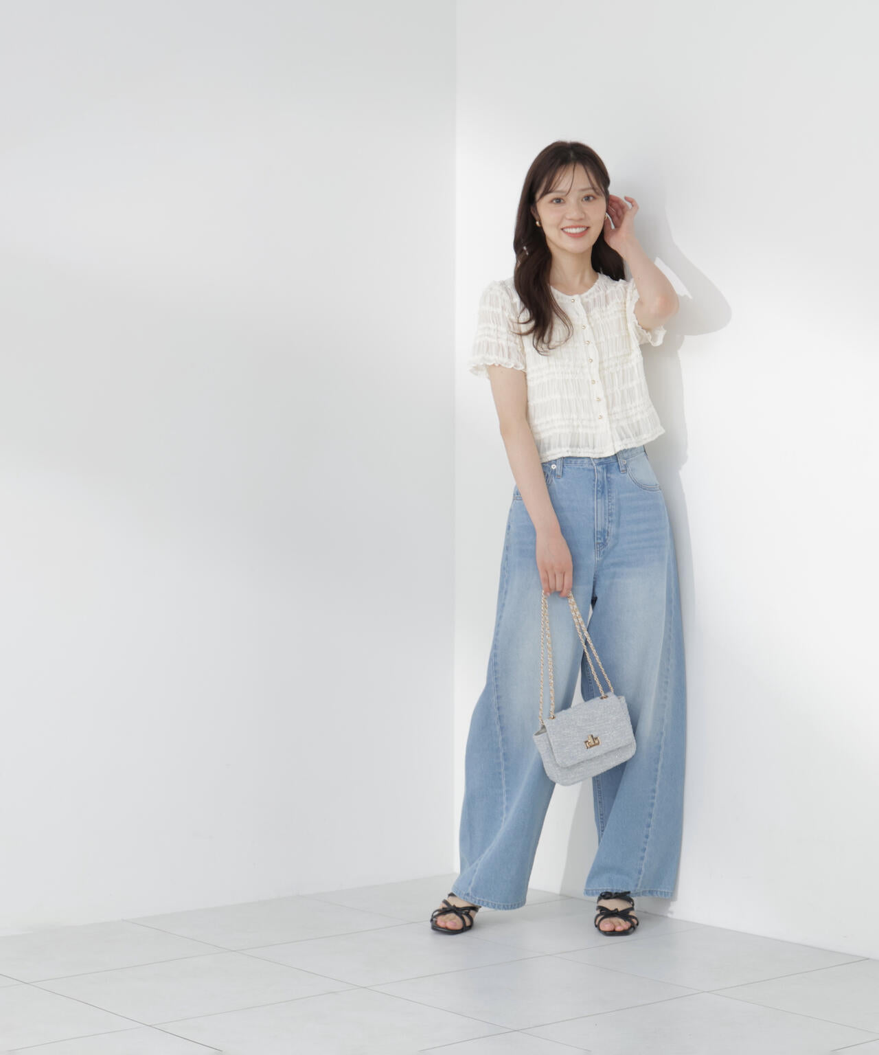 【6/5～6/7 オンライン限定2buy10%OFF対象】＜青島心さん着用＞〈a/mie〉ワイドバレルパンツ【ベージュ：WEB限定】
