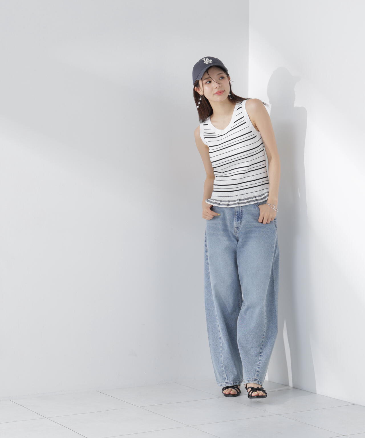 【6/5～6/7 オンライン限定2buy10%OFF対象】＜青島心さん着用＞〈a/mie〉ワイドバレルパンツ【ベージュ：WEB限定】