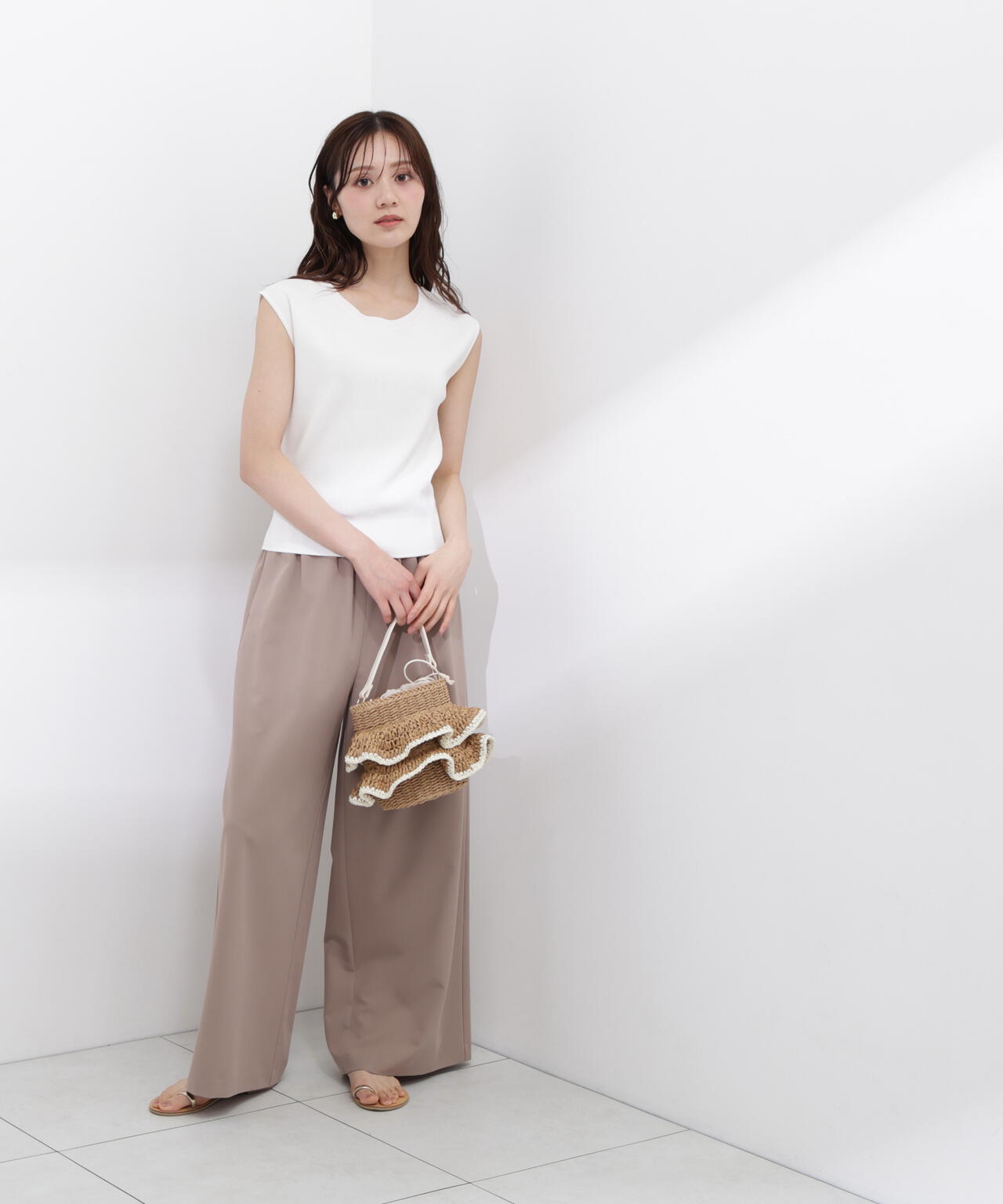 166cm B:78 W:56 H:83 S:24.5cm 着用サイズ：M