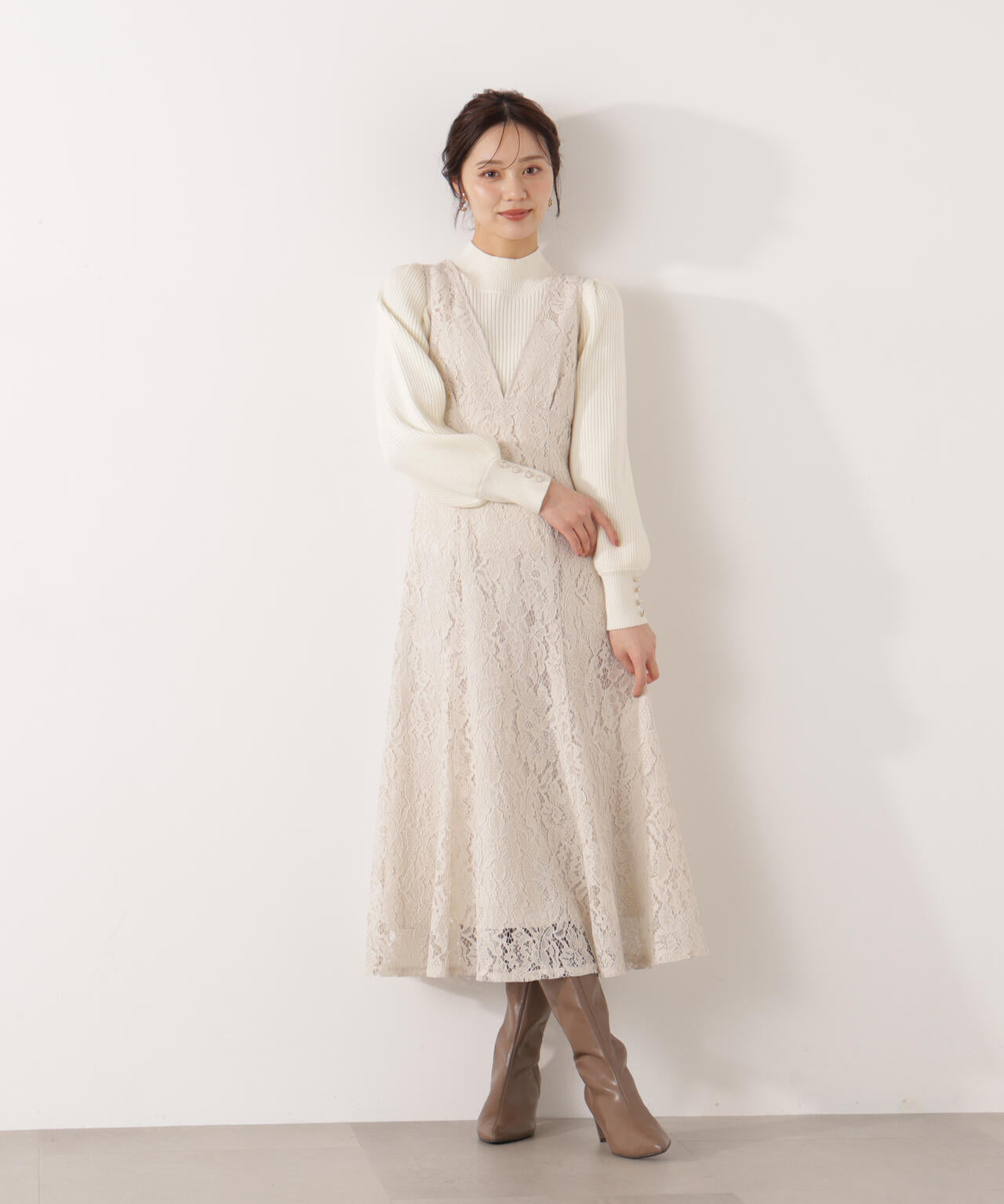 Vネックレースジャンスカ