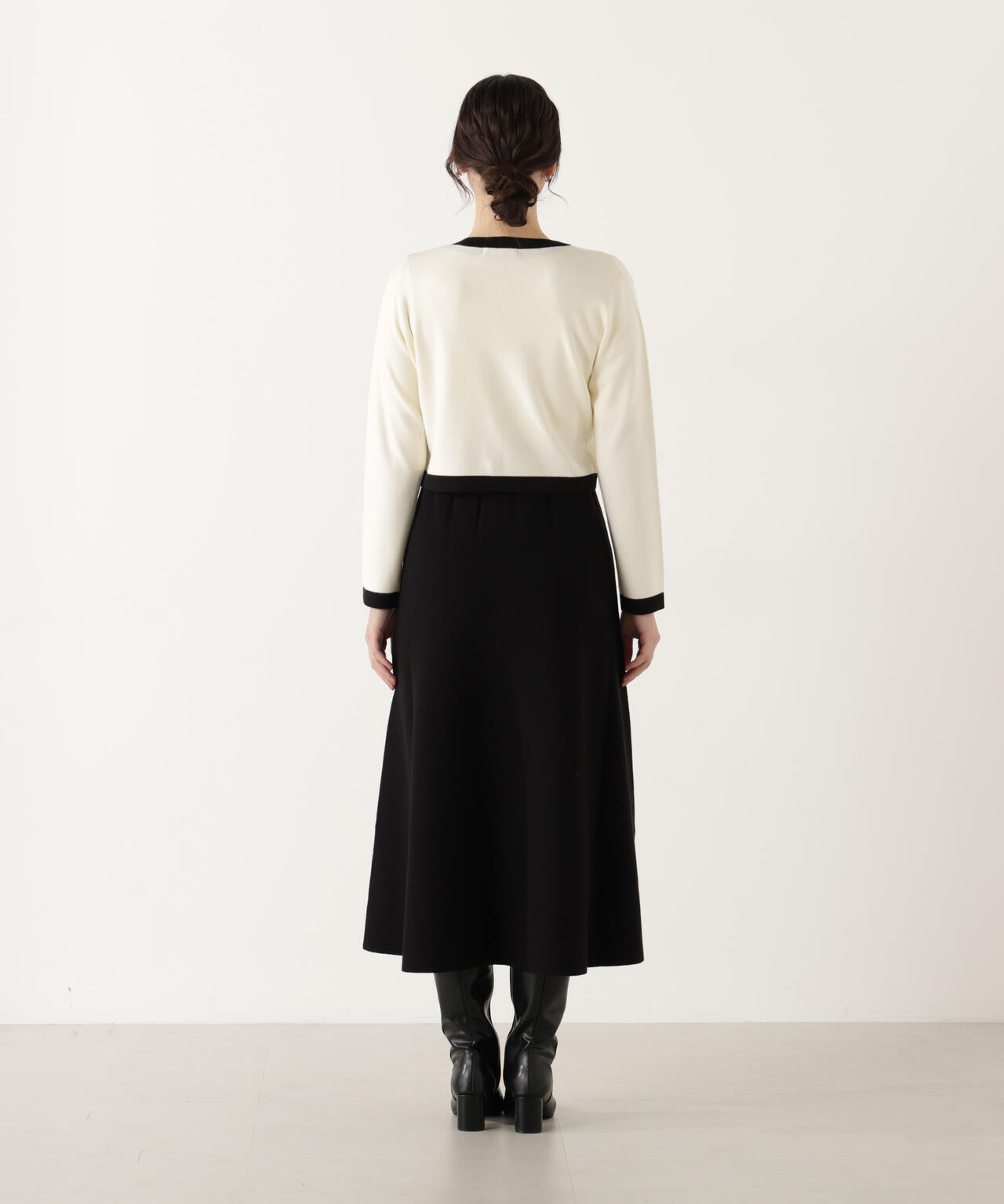 バイカラーカーデセットアップ