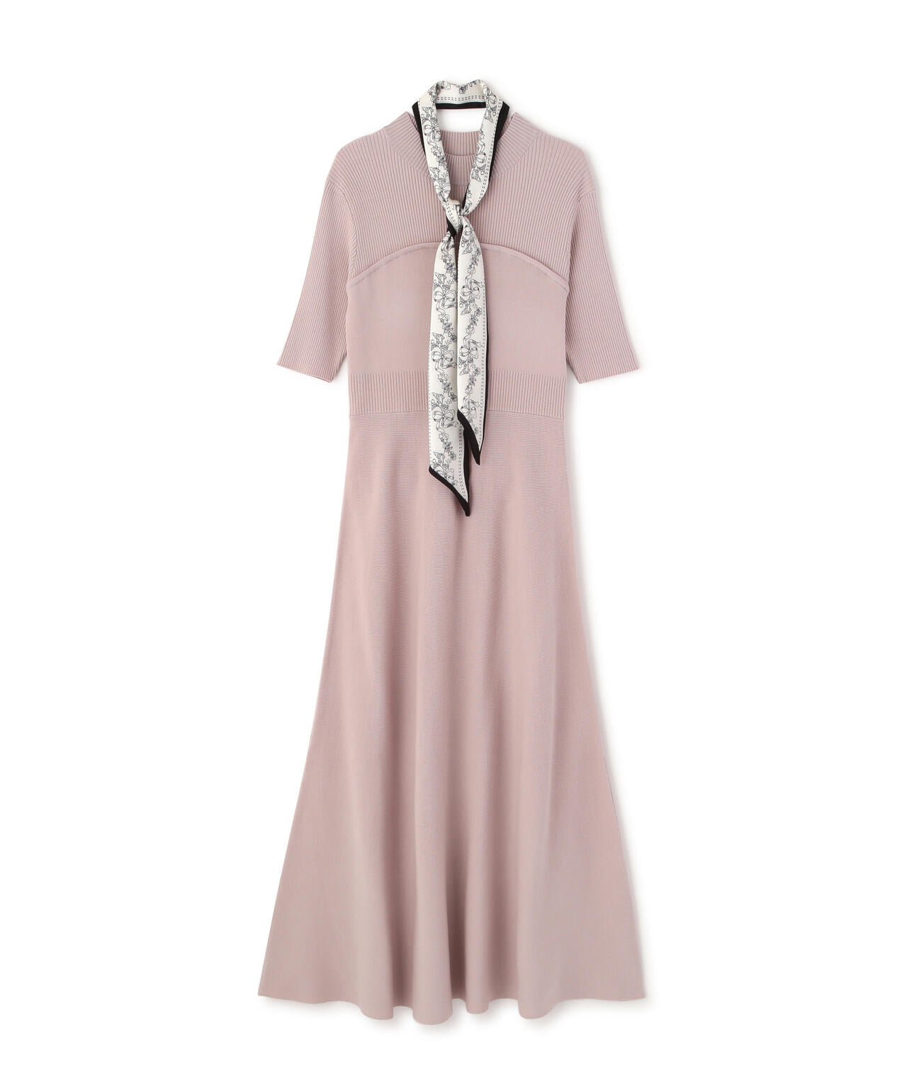 スカーフ付きニットワンピース