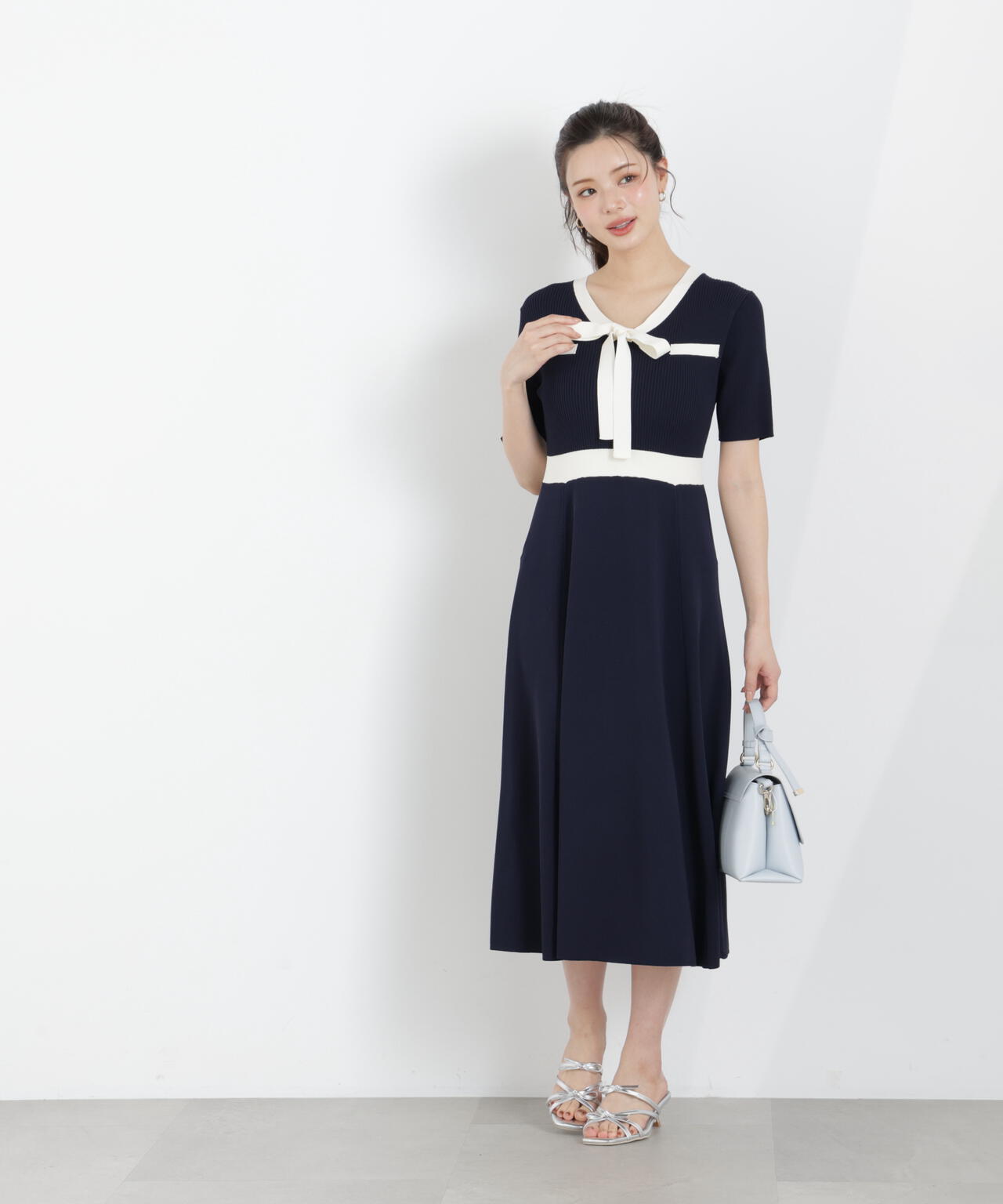 リボンタイバイカラーニットワンピース | PROPORTION BODY DRESSING