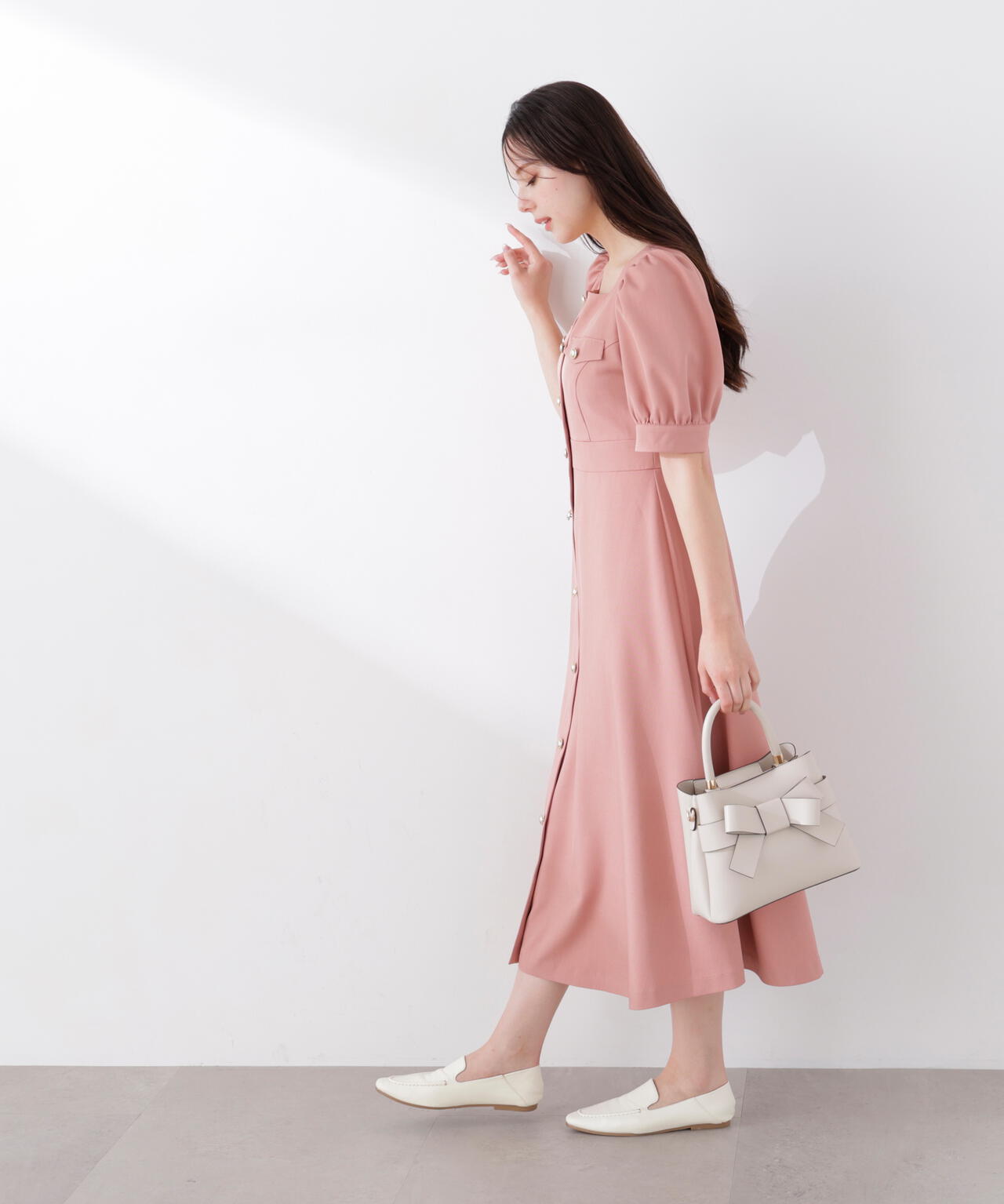 【6/5～6/7 オンライン限定2buy10%OFF対象】フロント釦ワンピース