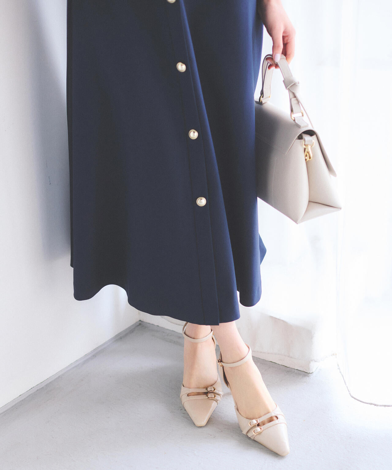【6/5～6/7 オンライン限定2buy10%OFF対象】フロント釦ワンピース