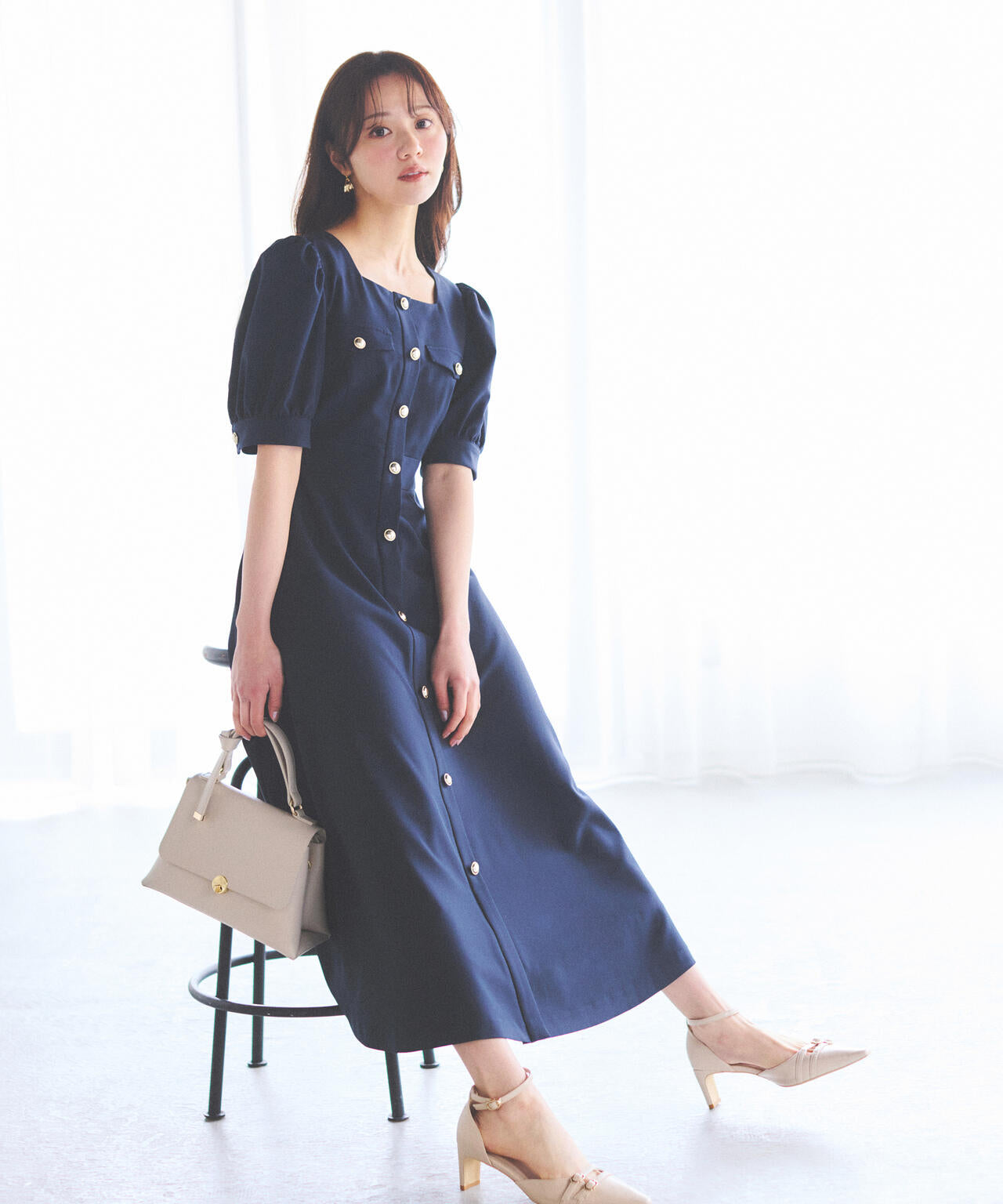 【6/5～6/7 オンライン限定2buy10%OFF対象】フロント釦ワンピース